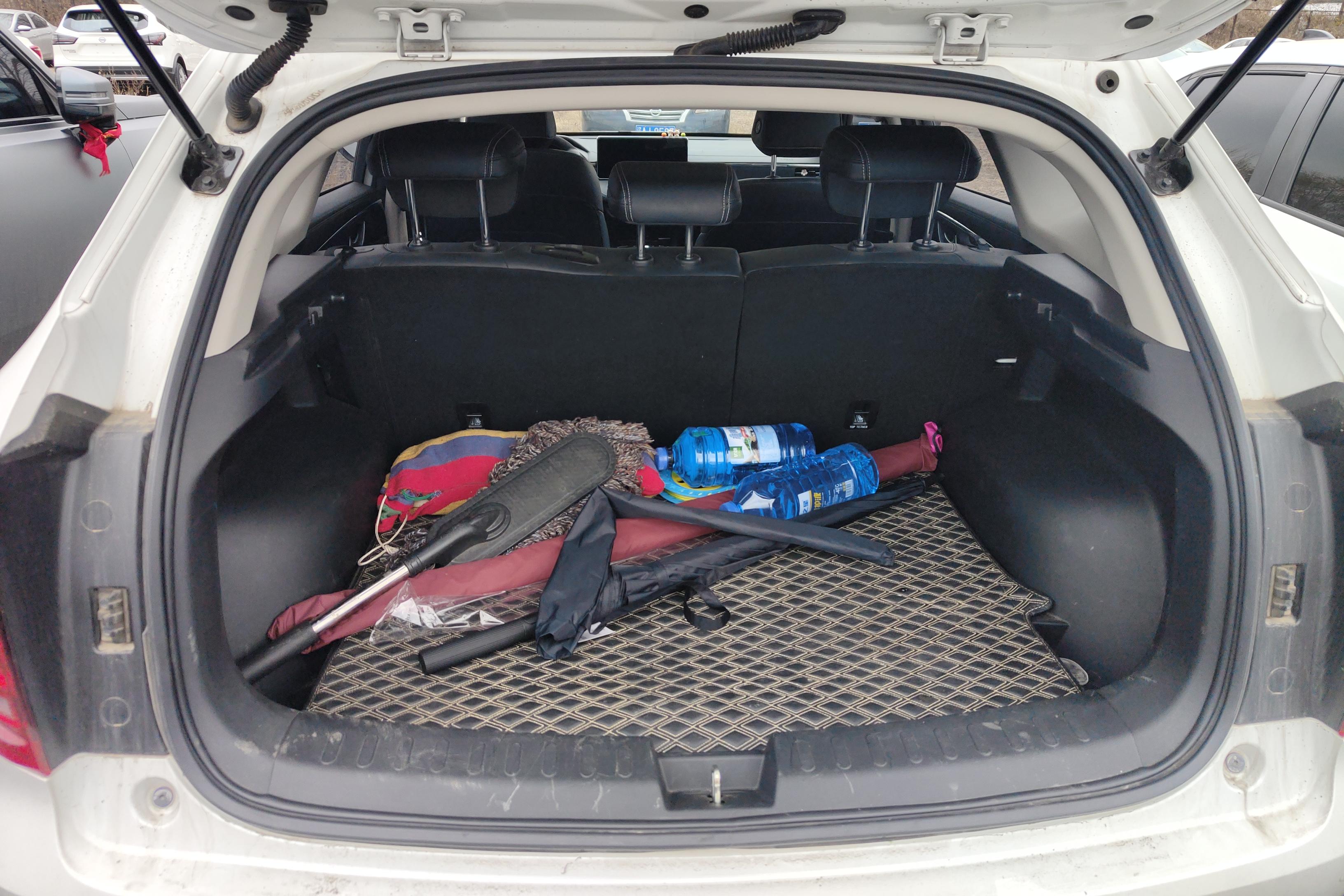 Haval Jolion 2021 #12 Haval Jolion 2021 car image #12