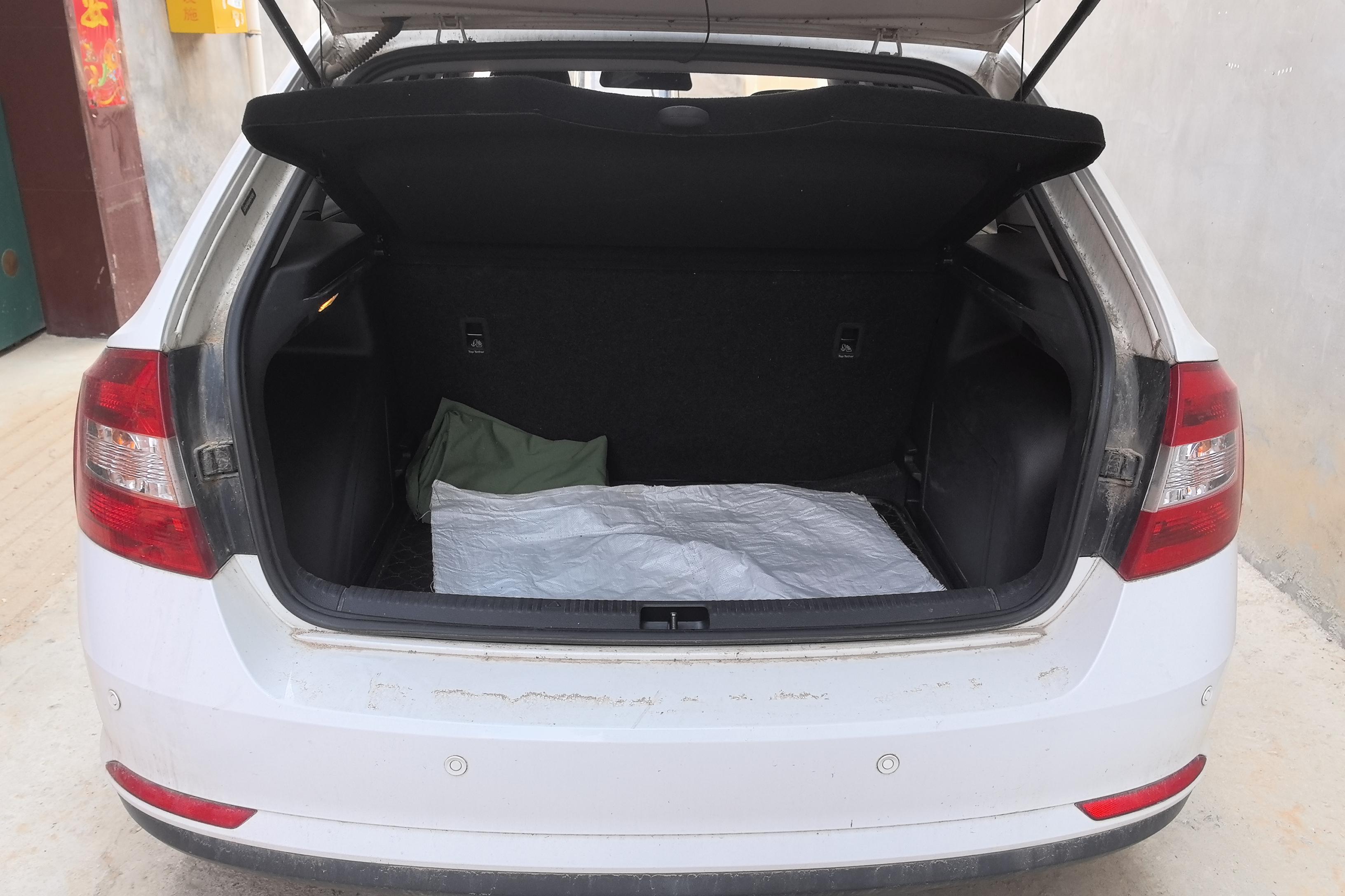 Skoda Rapid Spaceback 2019 immagine di auto #12