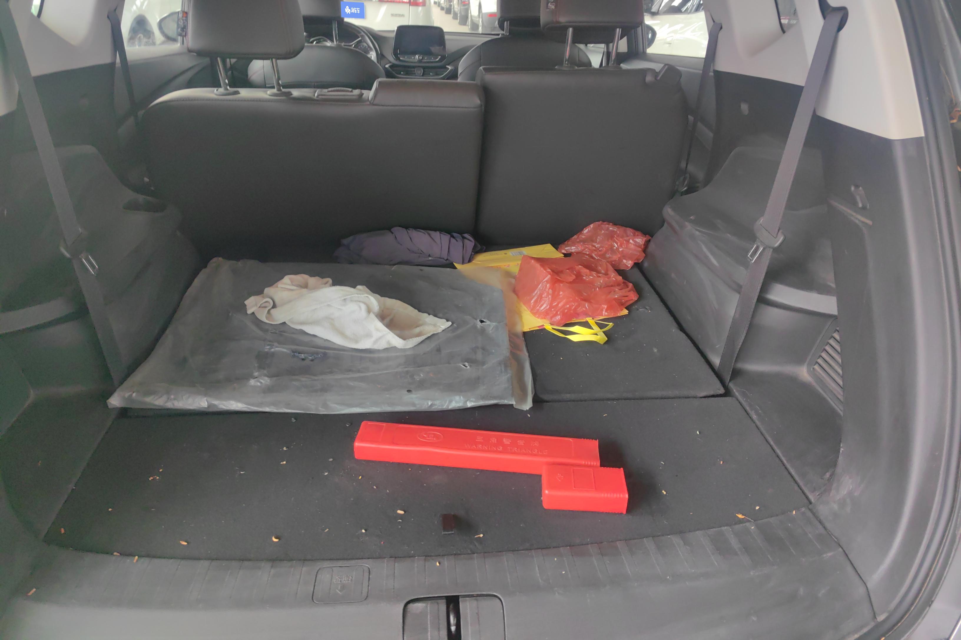 Chevrolet Orlando 2018 #12 Chevrolet Orlando 2018 car image #12