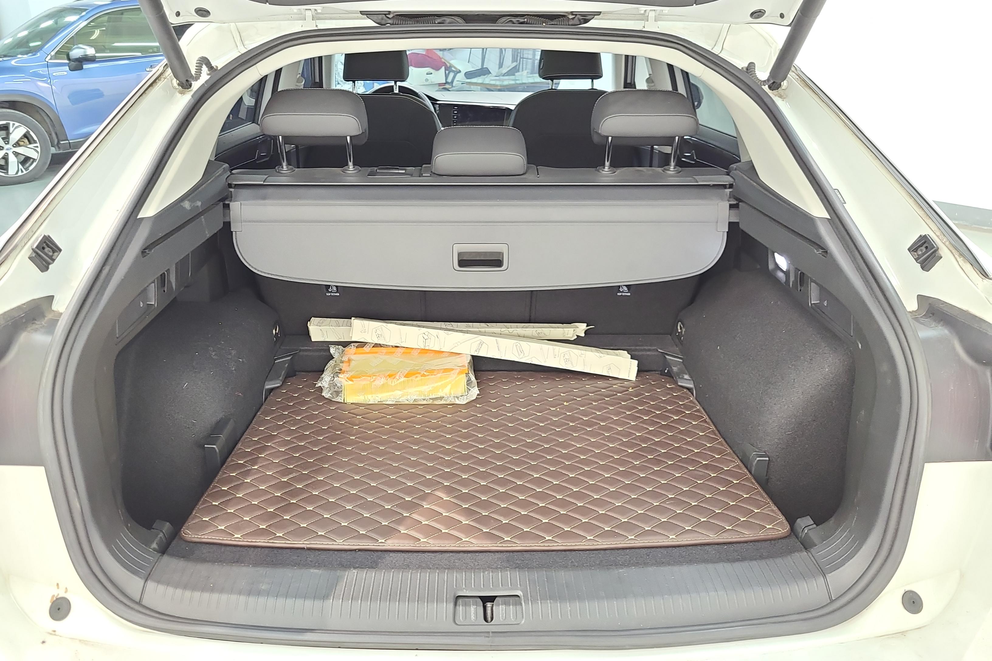 Volkswagen Tayron X 2022 car image #12