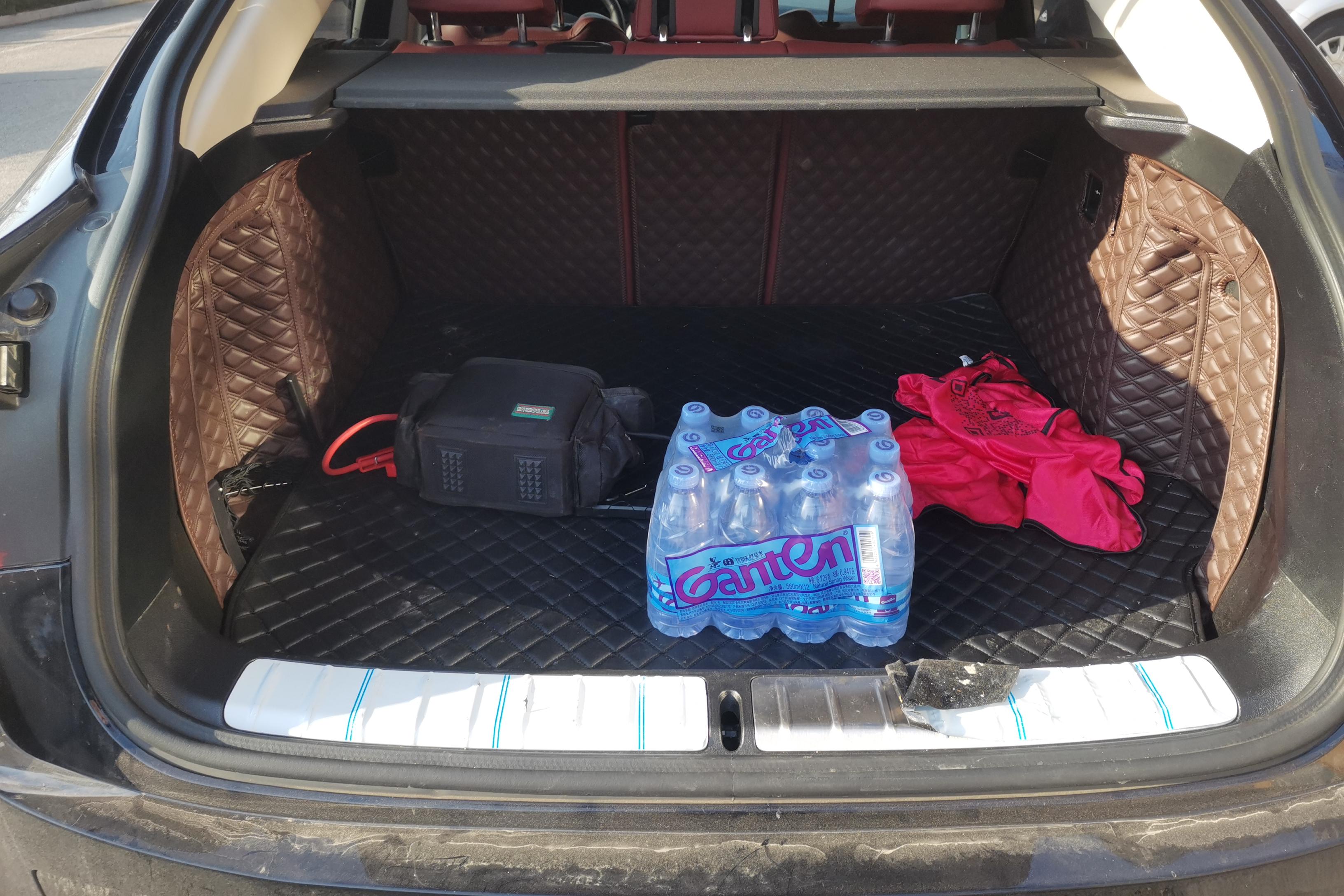 BMW X4 M40i 2023 immagine di auto #12