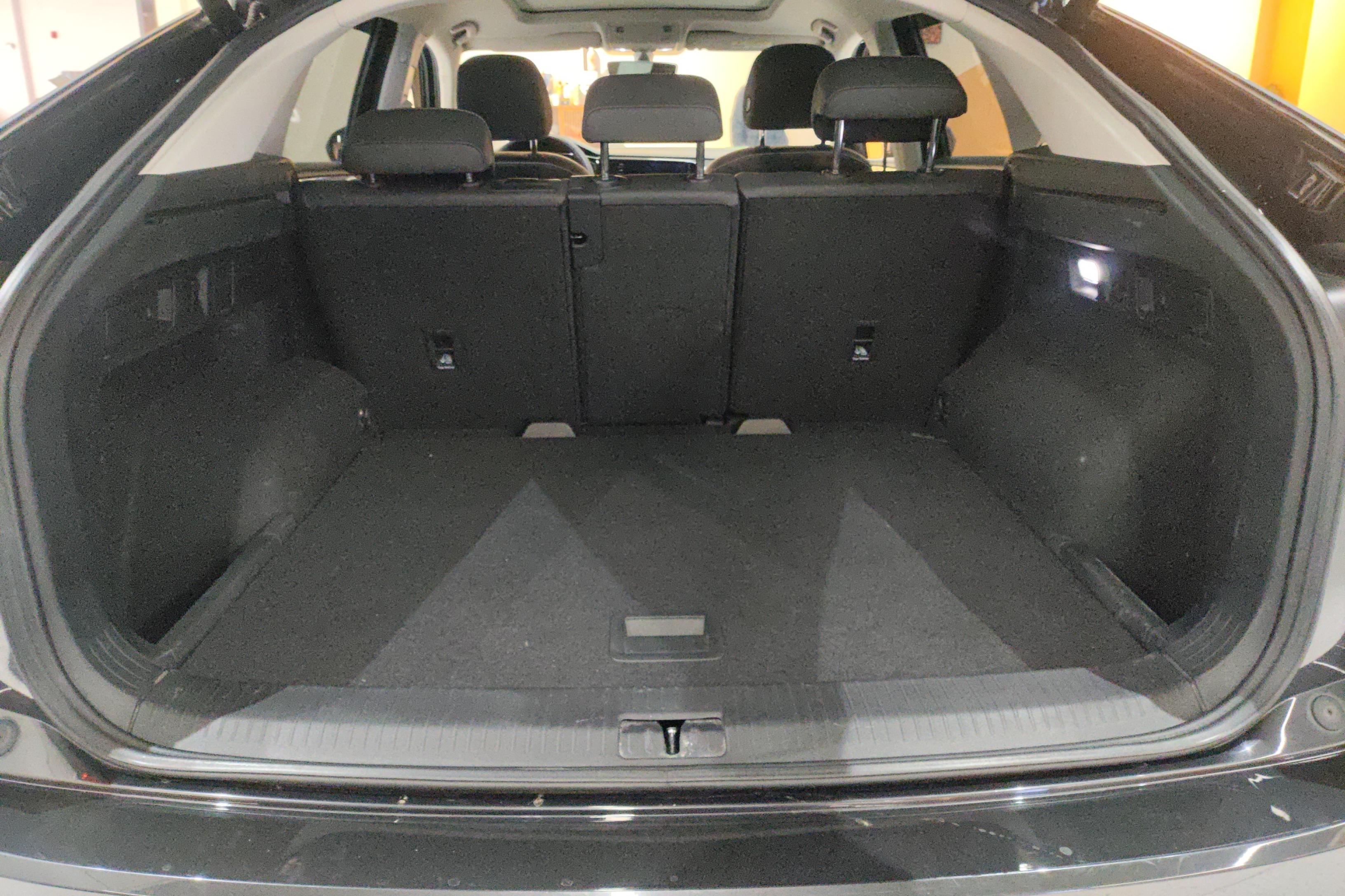 Volkswagen Tayron X 2021 car image #12