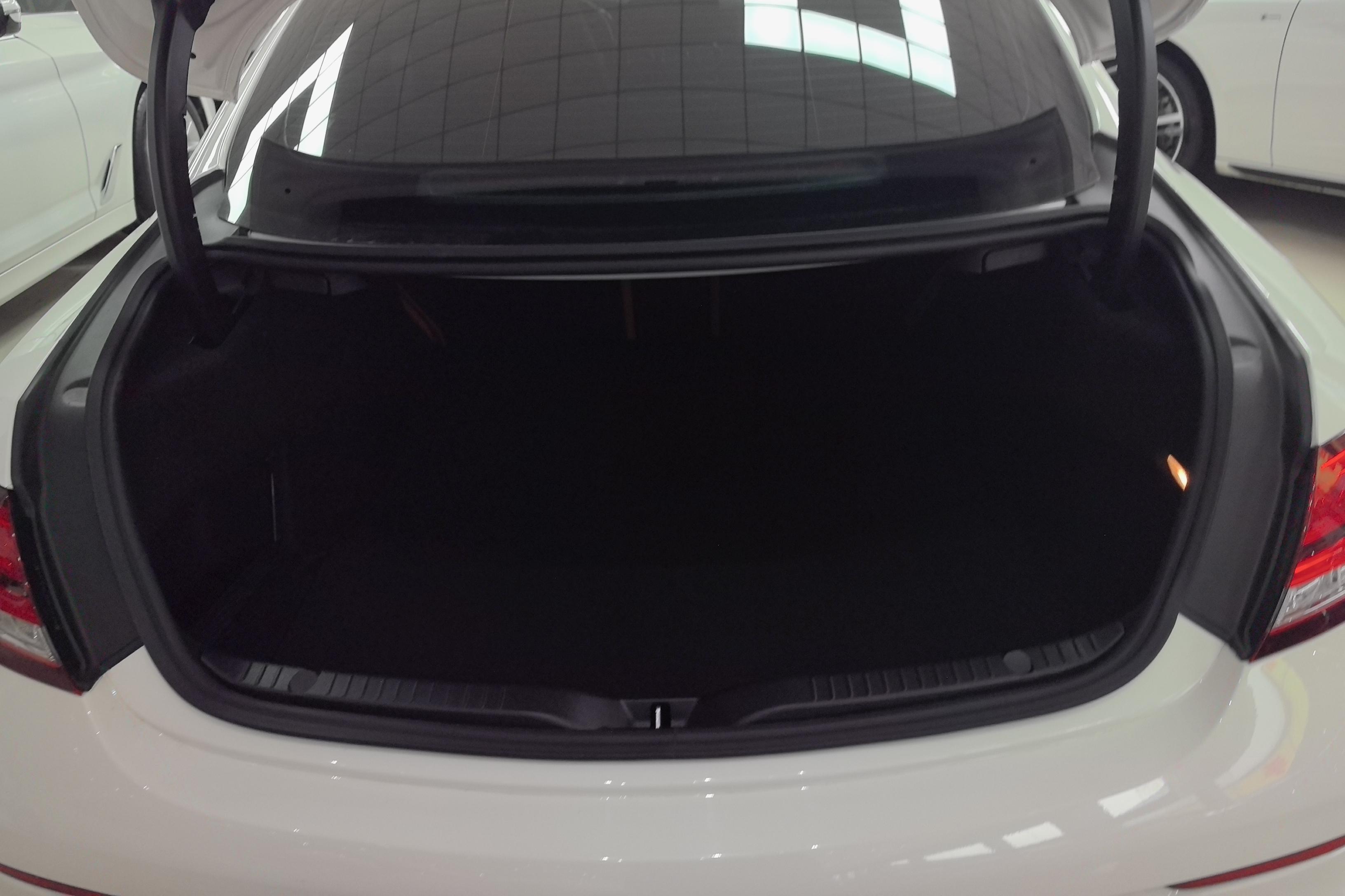 Mercedes-Benz C Class (Imported) 2021 car image #12