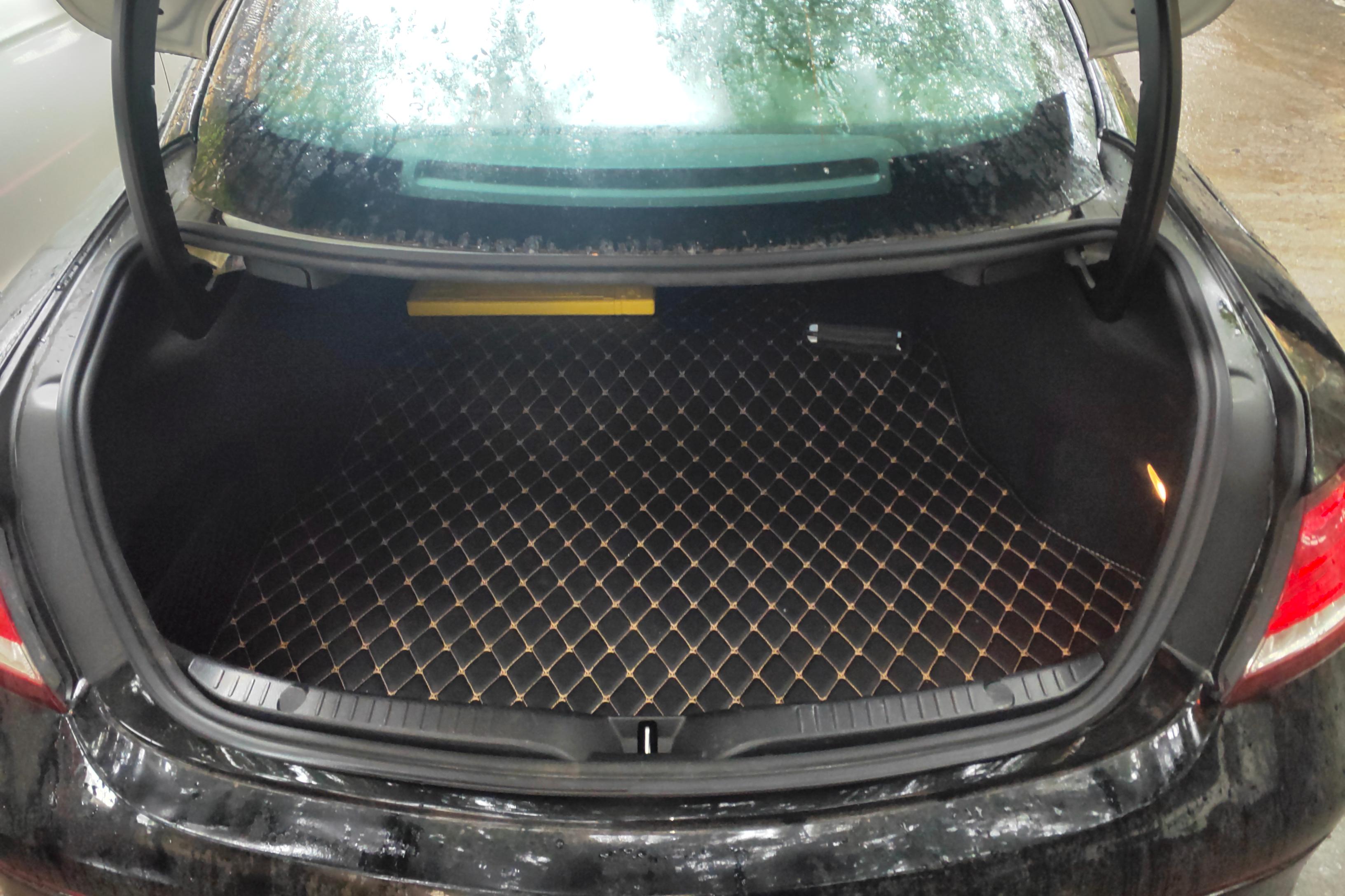 Mercedes-Benz C Class (Imported) 2017 car image #12