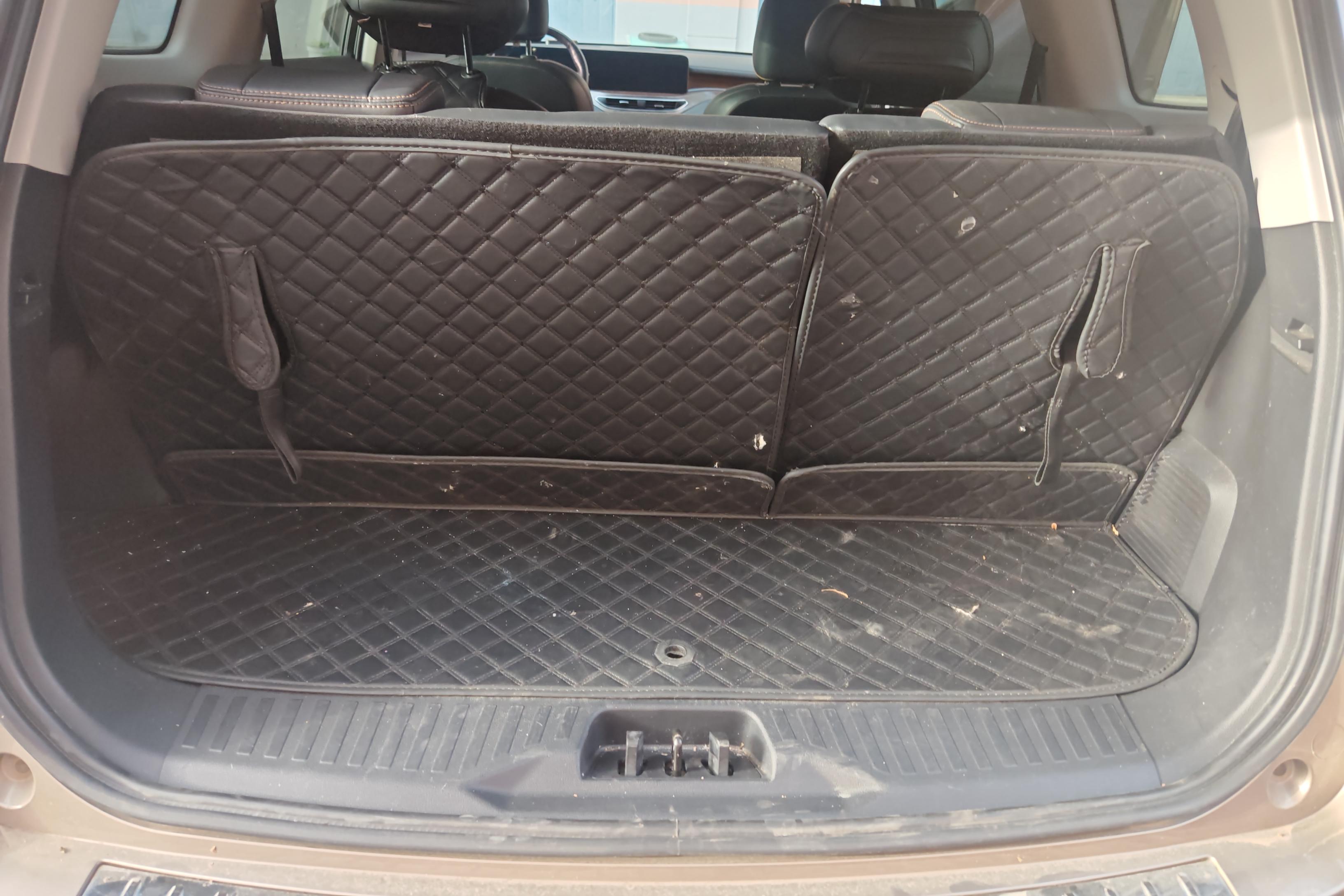 Ford Equator 2022 car image #12