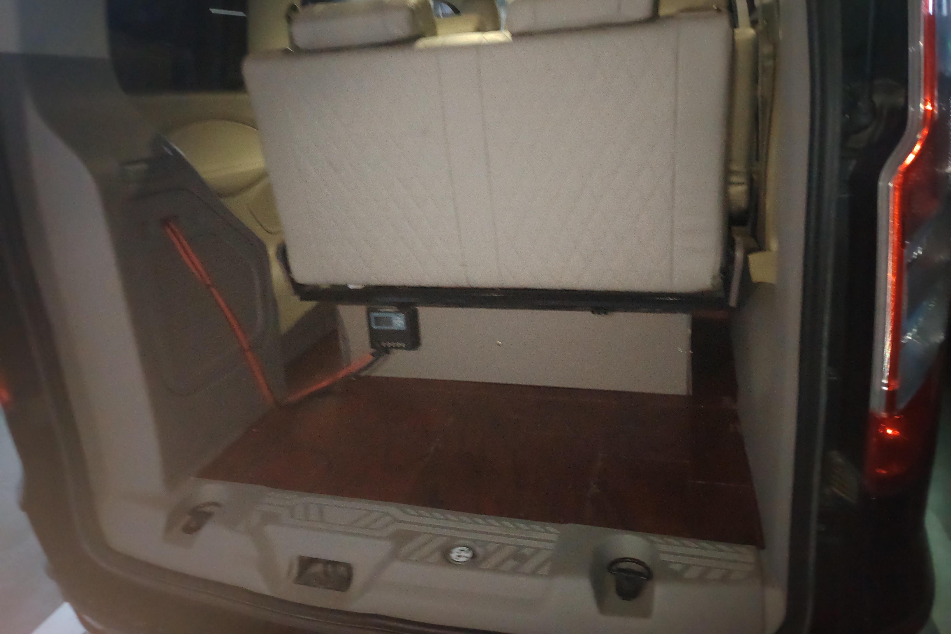 Ford Tourneo 2017 car image #12