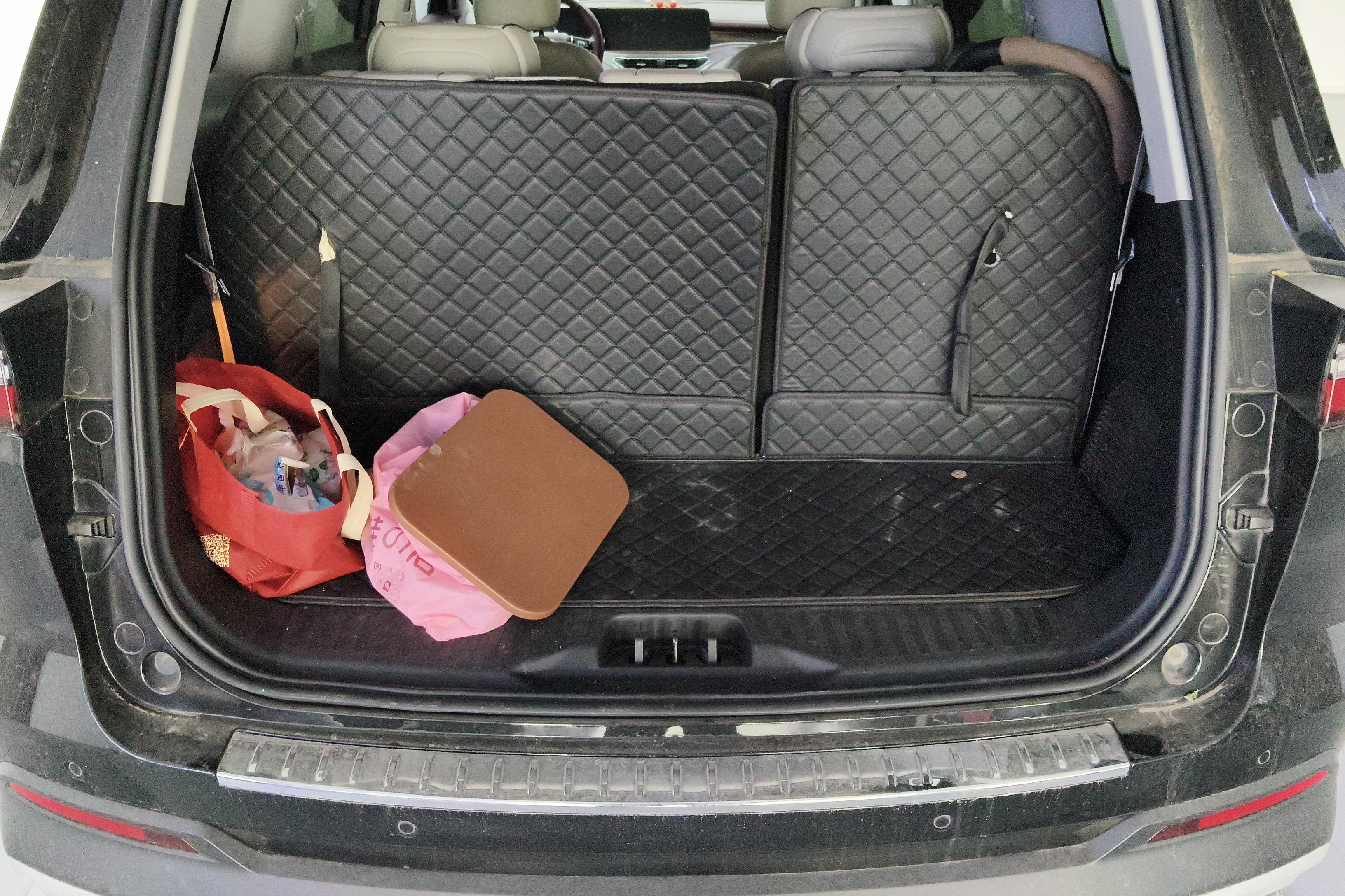 Ford Equator 2022 immagine di auto #12