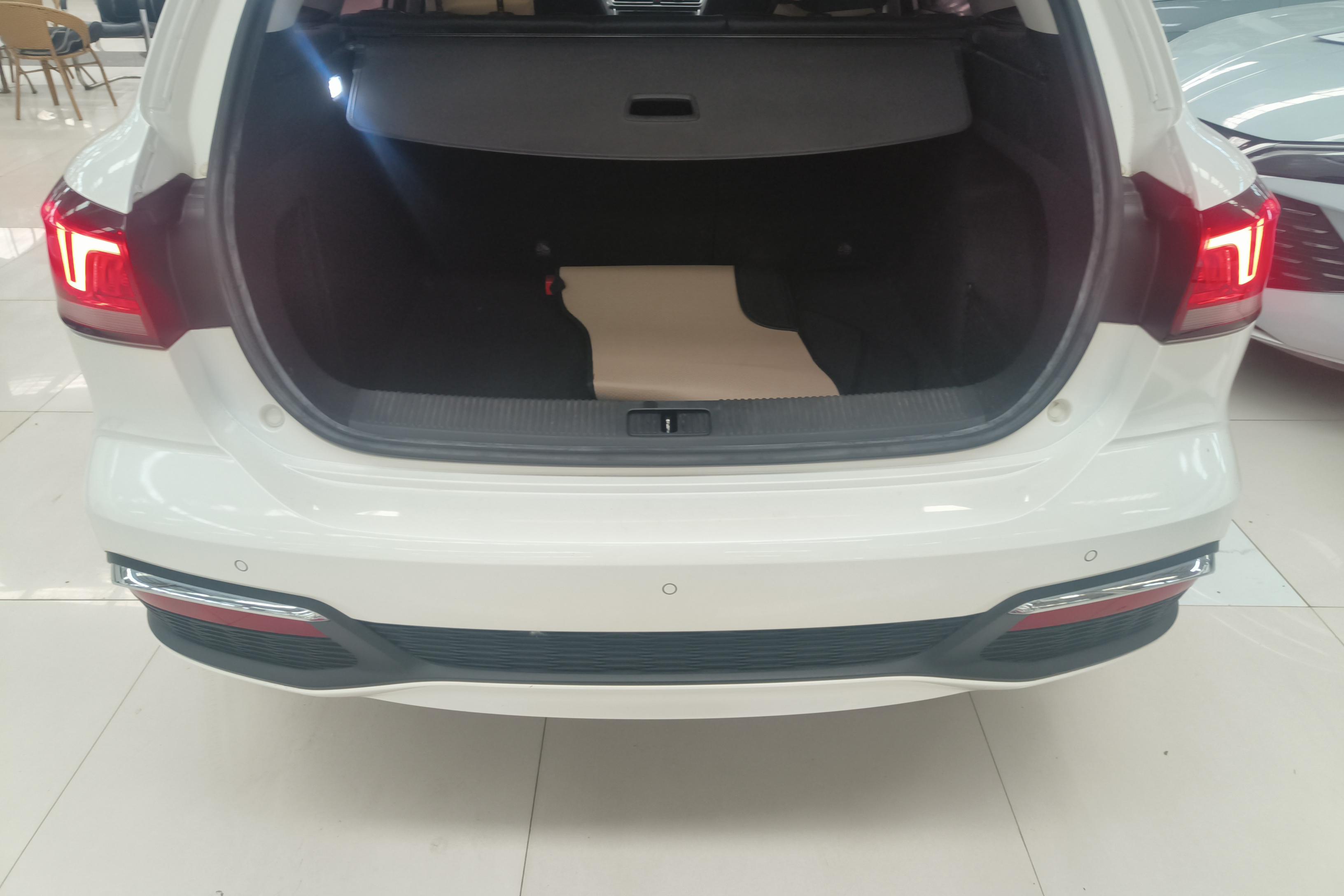 荣威 荣威Ei5 2018 汽车图片 #12