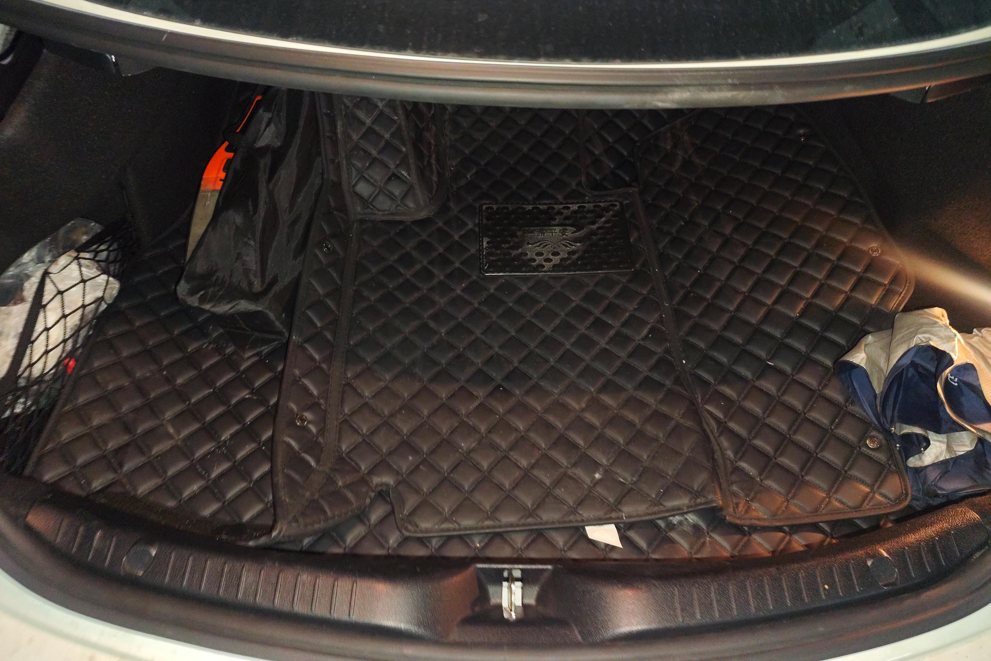 Mercedes-Benz C Class (Imported) 2019 car image #12