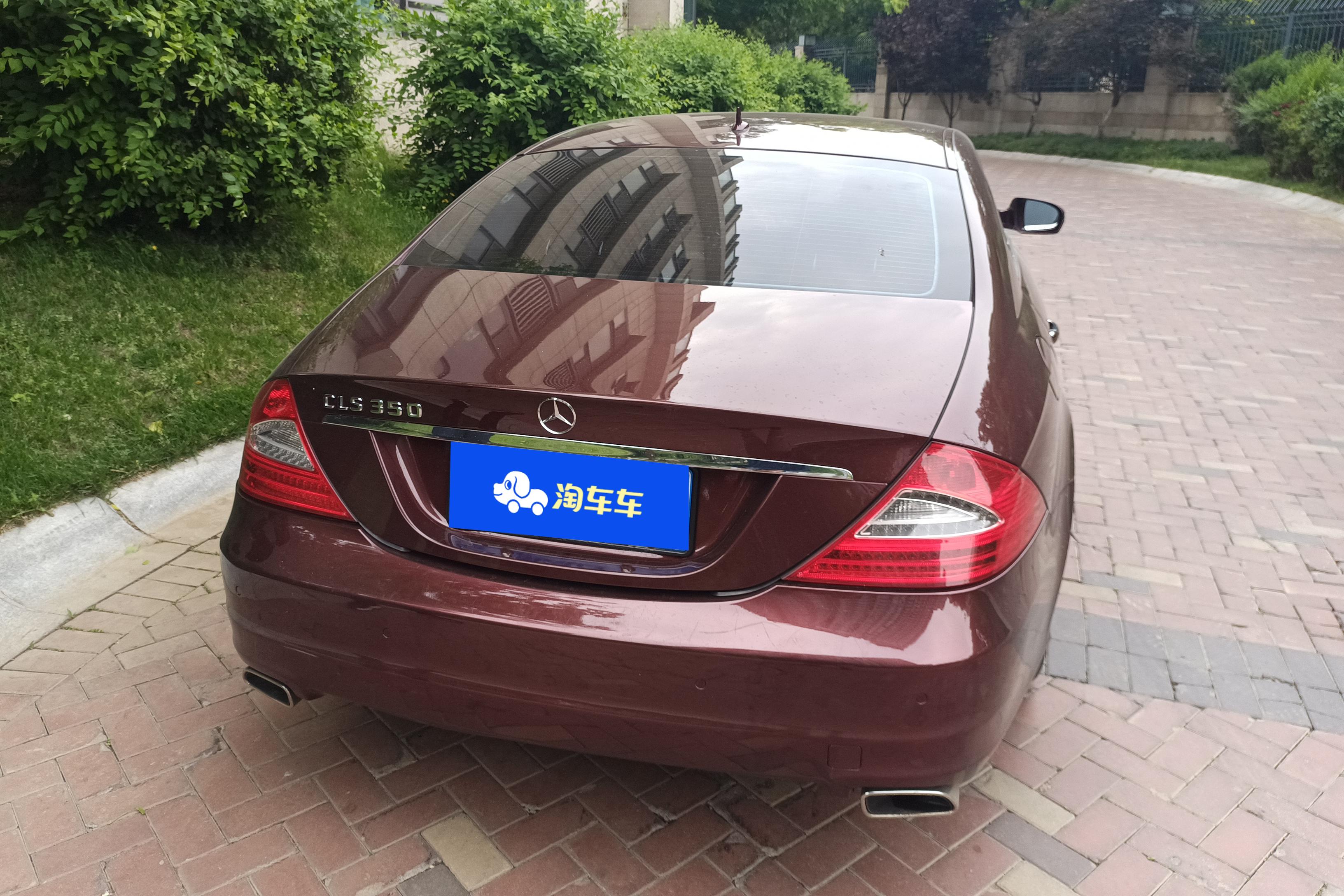 Mercedes-Benz CLS AMG 2009 car image #12