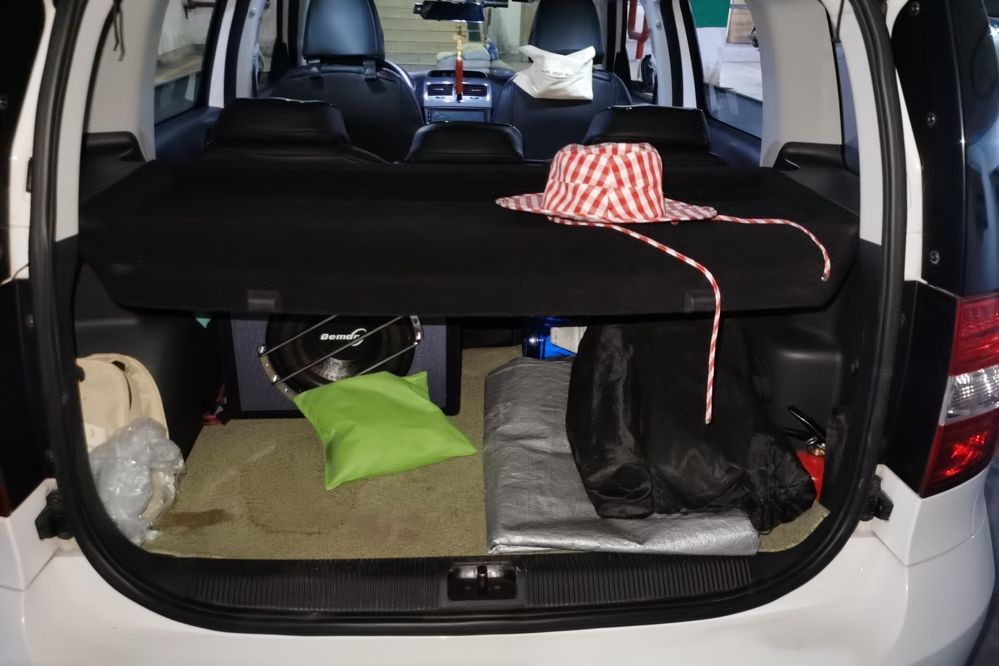 Skoda Yeti 2017 car image #12