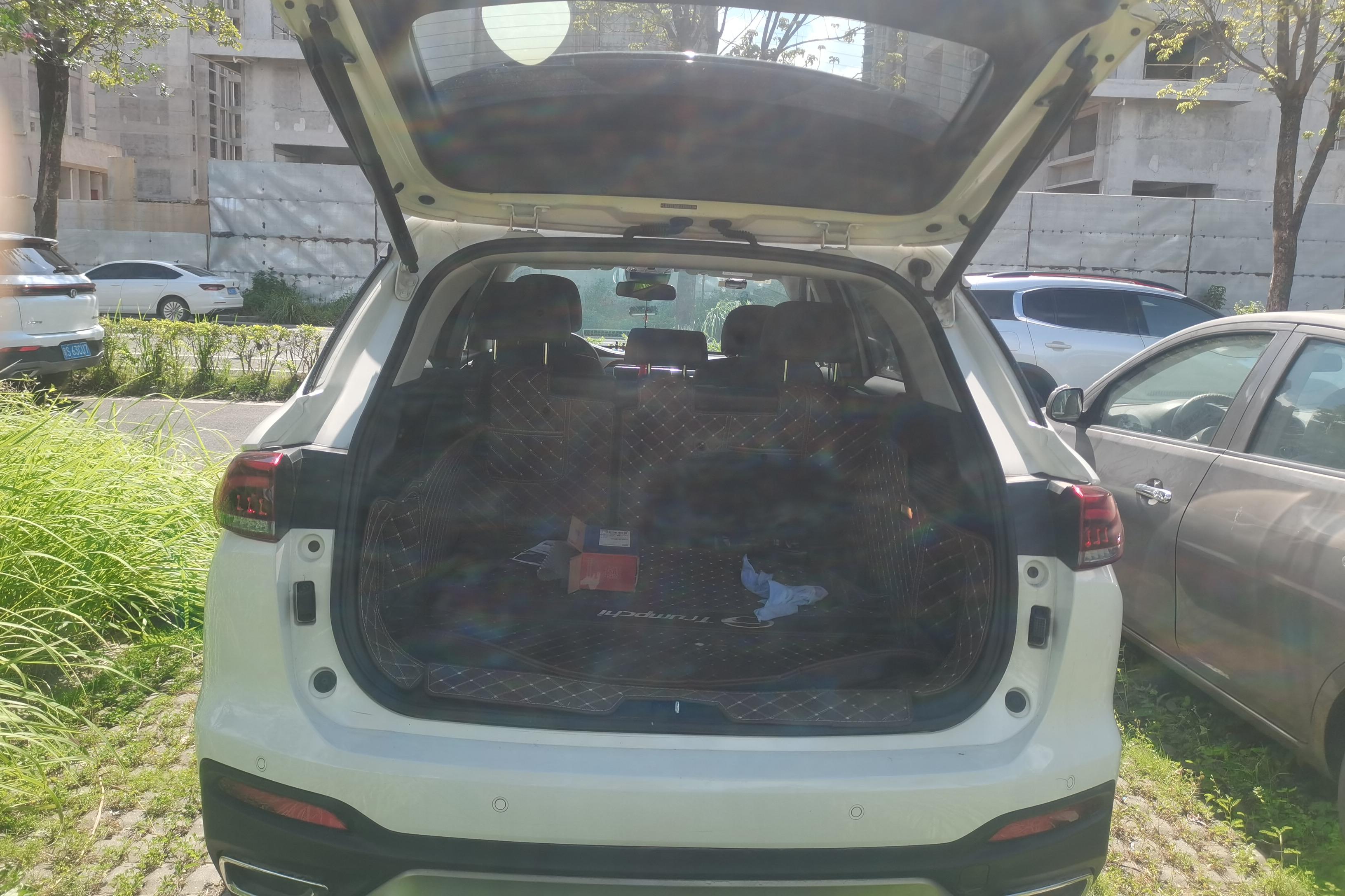 GAC Trumpchi GS5 2018 #12 GAC Trumpchi GS5 2018 car image #12