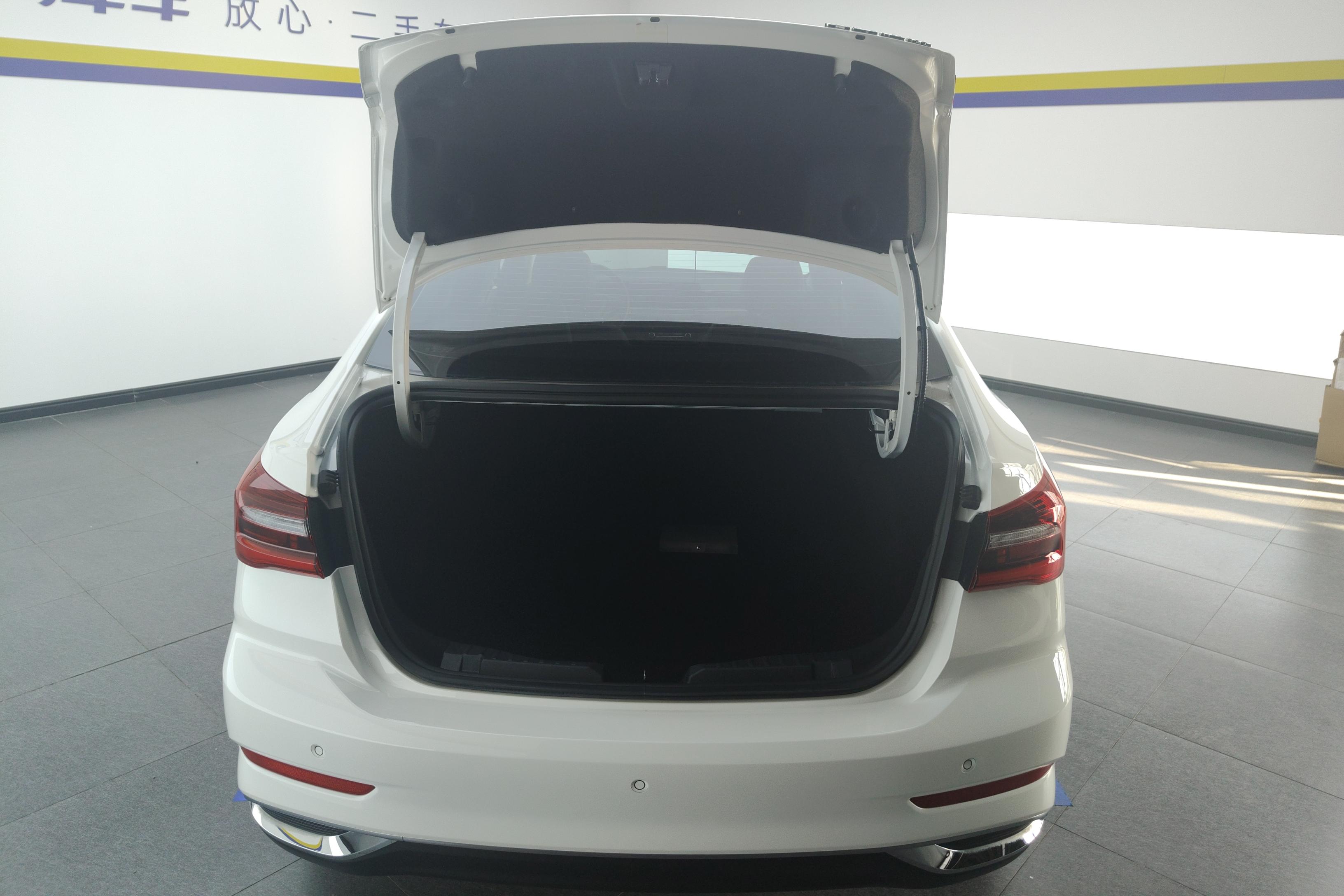 Ford Escort 2022 imagem de carro #12