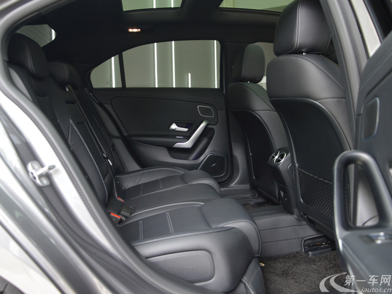 Mercedes-Benz A AMG 2024 #12 Mercedes-Benz A AMG 2024 صورة سيارة #12