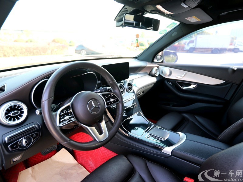 Mercedes-Benz GLC Class 2020 immagine di auto #12