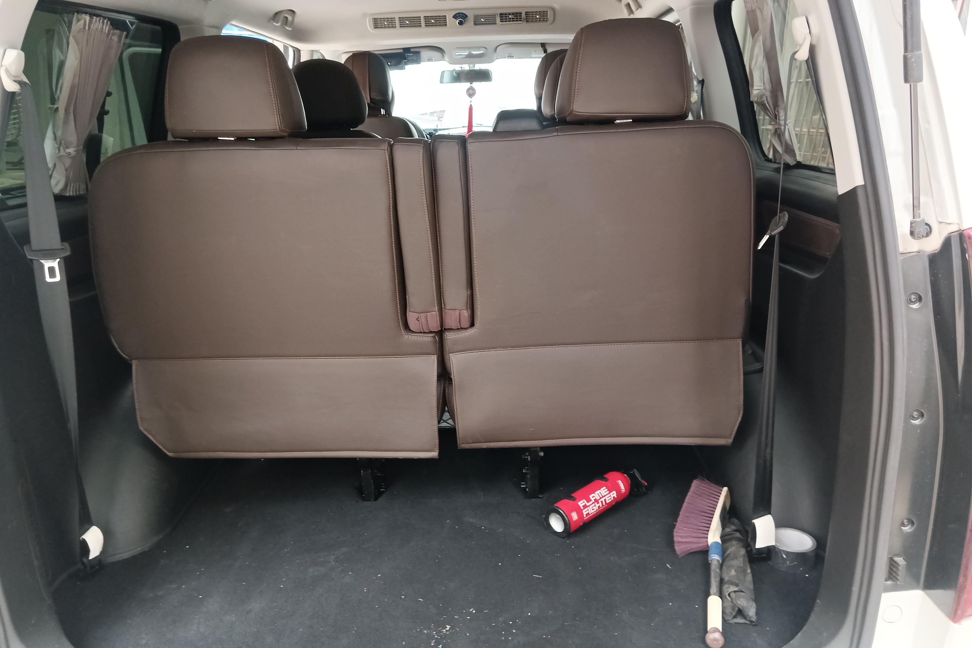 Forthing Lingzhi PLUS 2021 #12 Forthing Lingzhi PLUS 2021 car image #12