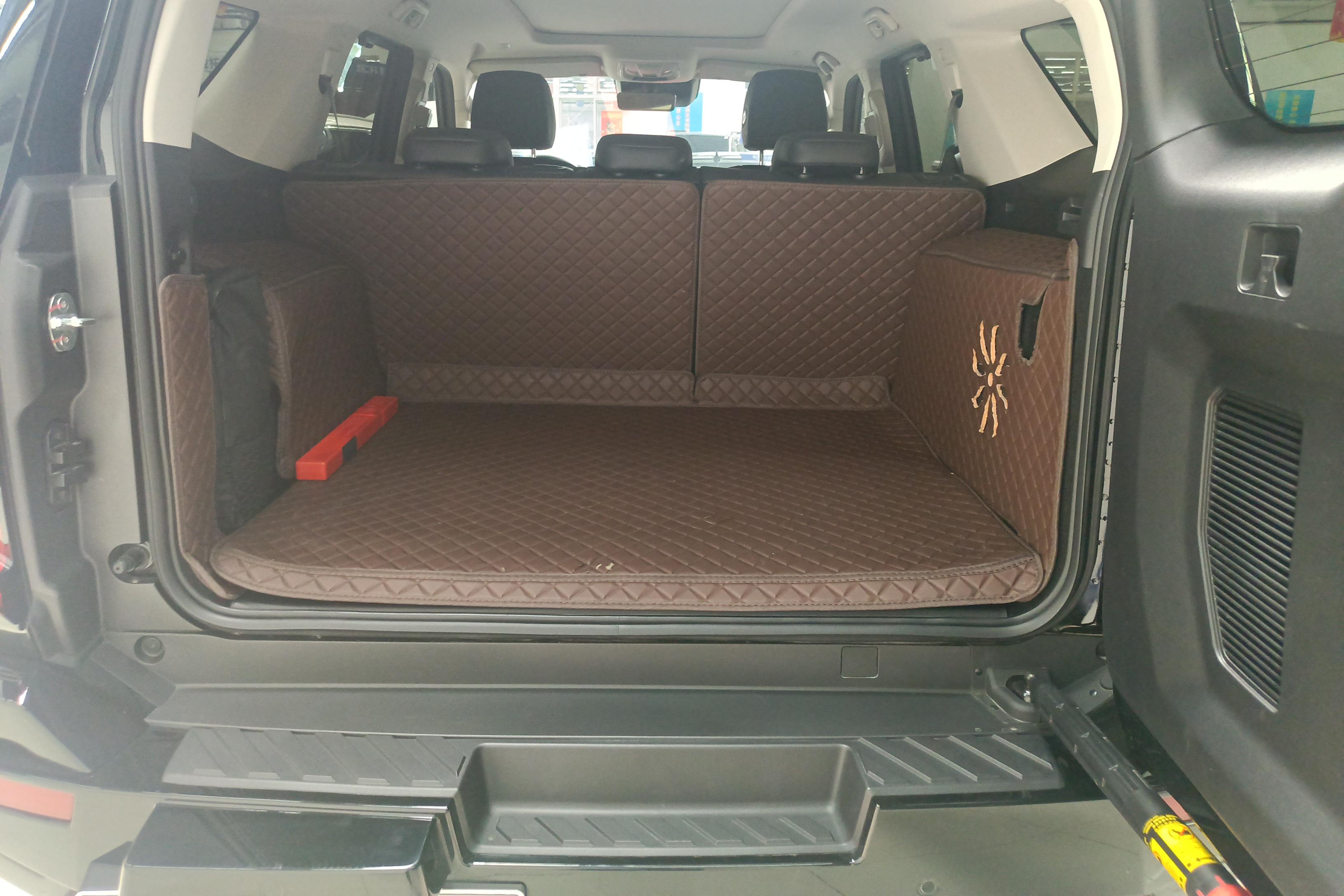 Tank 400 2024 car image #12