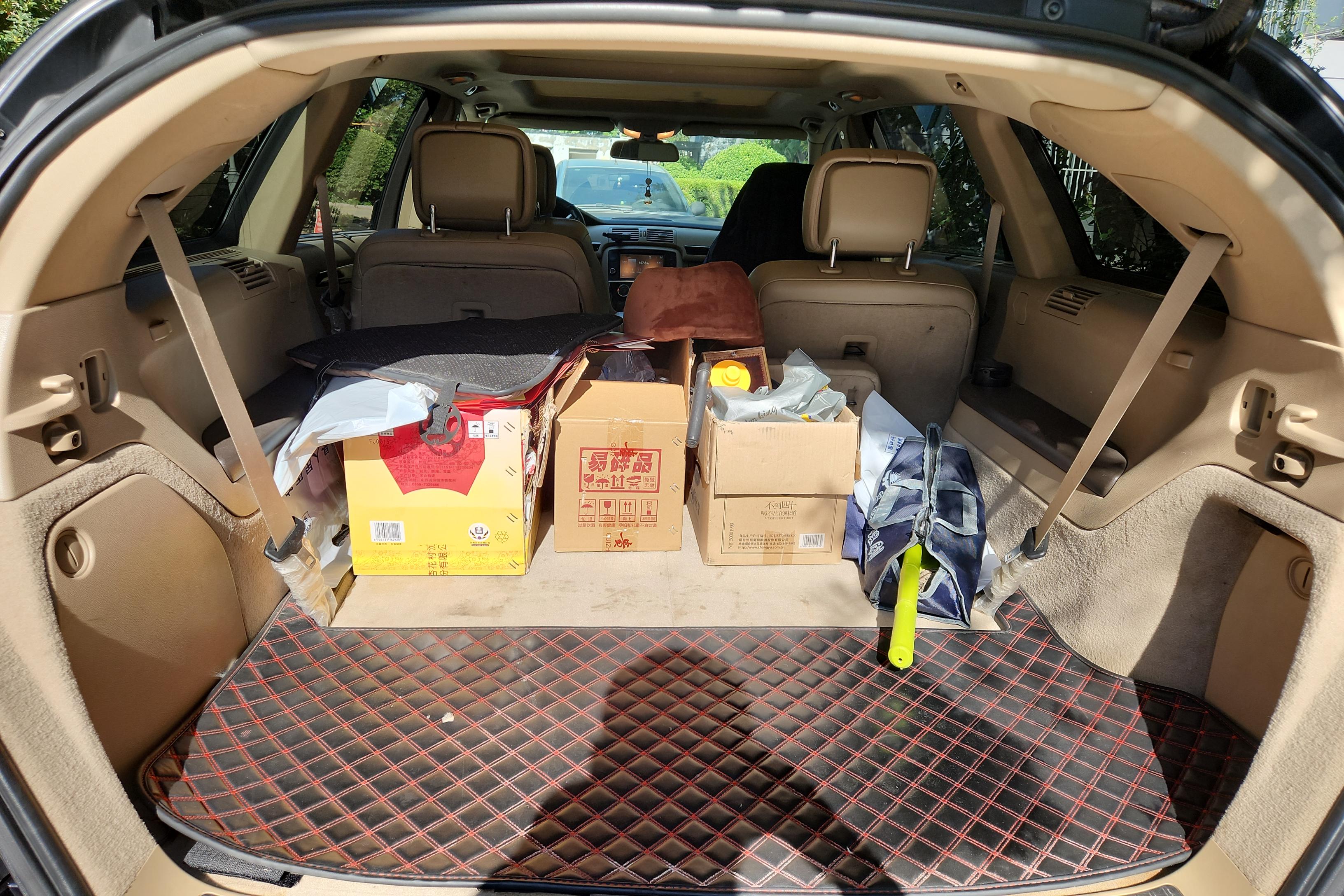 Mercedes-Benz R Class 2017 car image #12