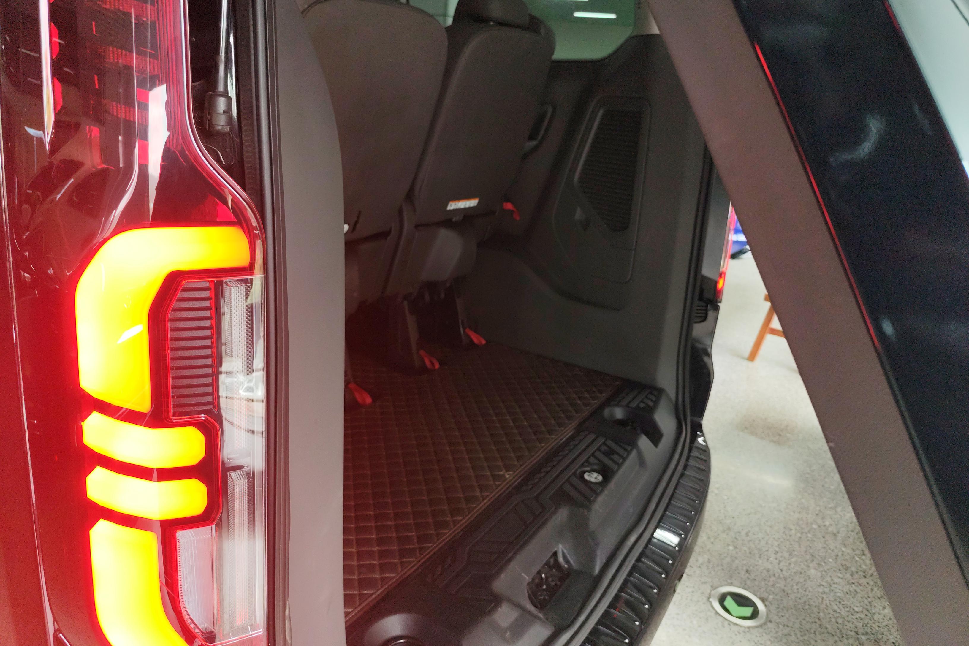 Ford Tourneo 2023 #12 Ford Tourneo 2023 car image #12