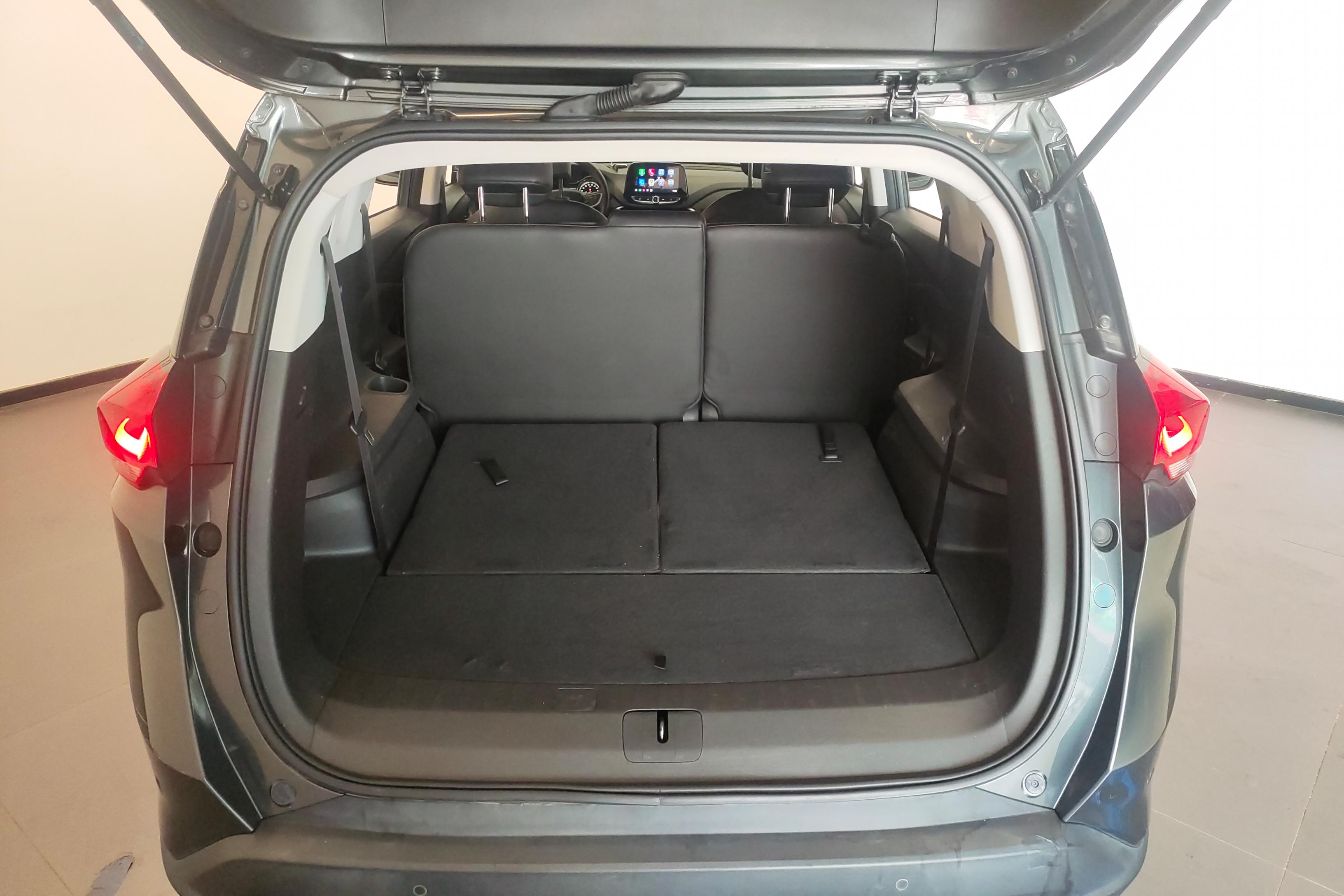 Chevrolet Orlando 2019 car image #12