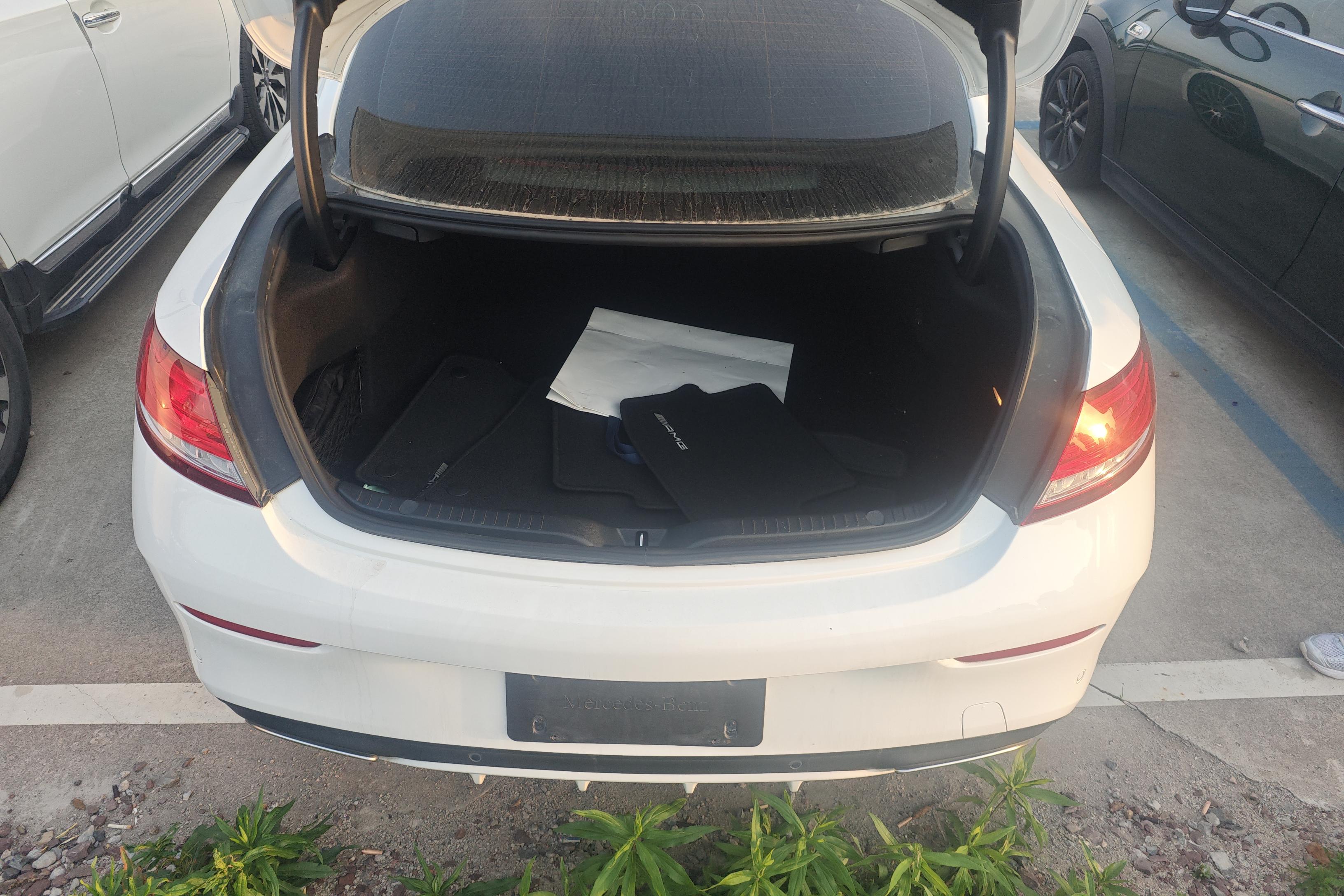 Mercedes-Benz C Class (Imported) 2017 #12 Mercedes-Benz C Class (Imported) 2017 car image #12