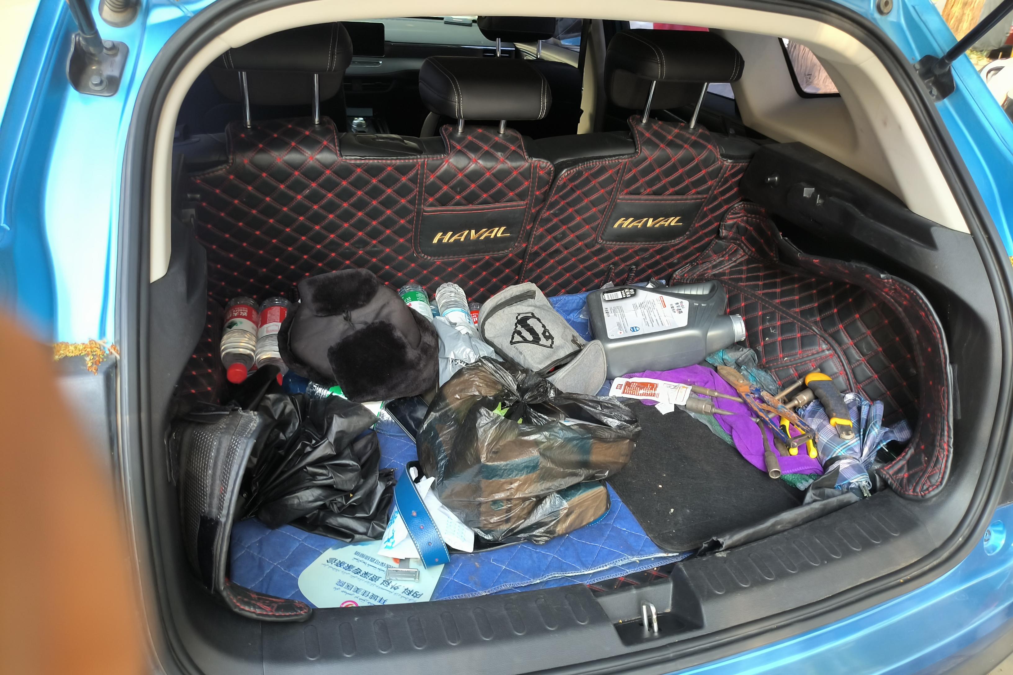 Haval Jolion 2021 #12 Haval Jolion 2021 car image #12