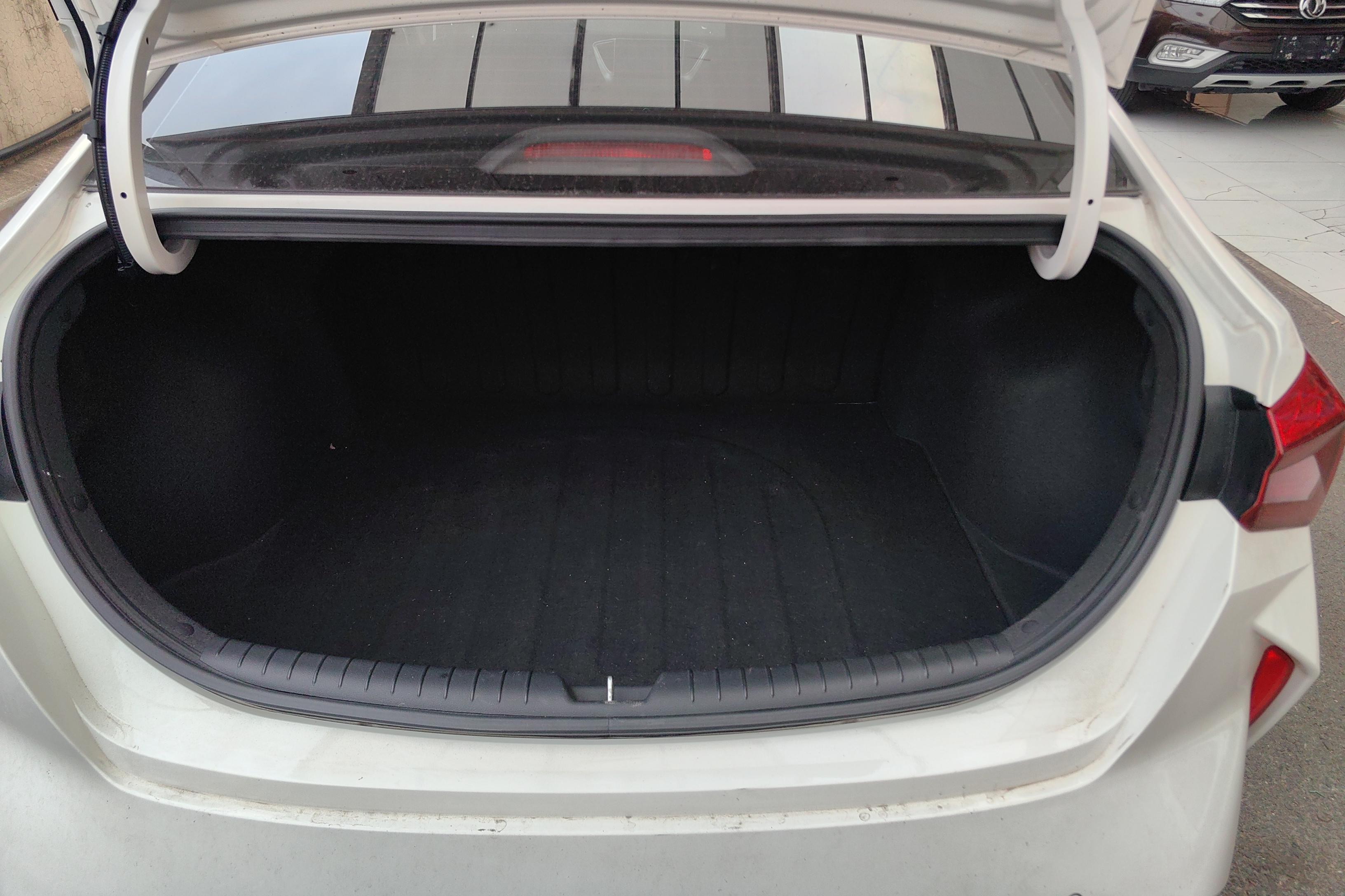 Hyundai Verna 2020 car image #12