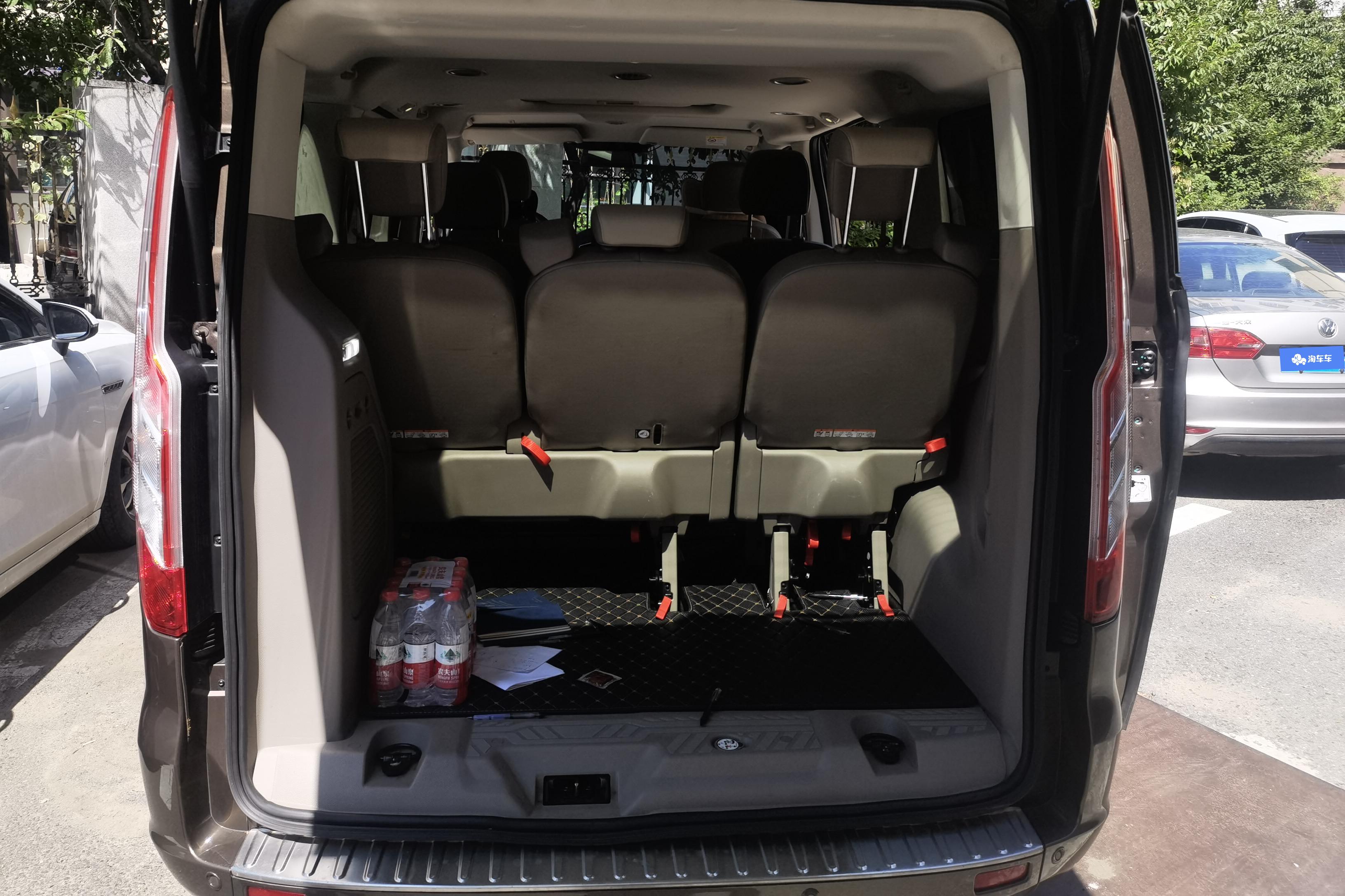 Ford Tourneo 2017 car image #12