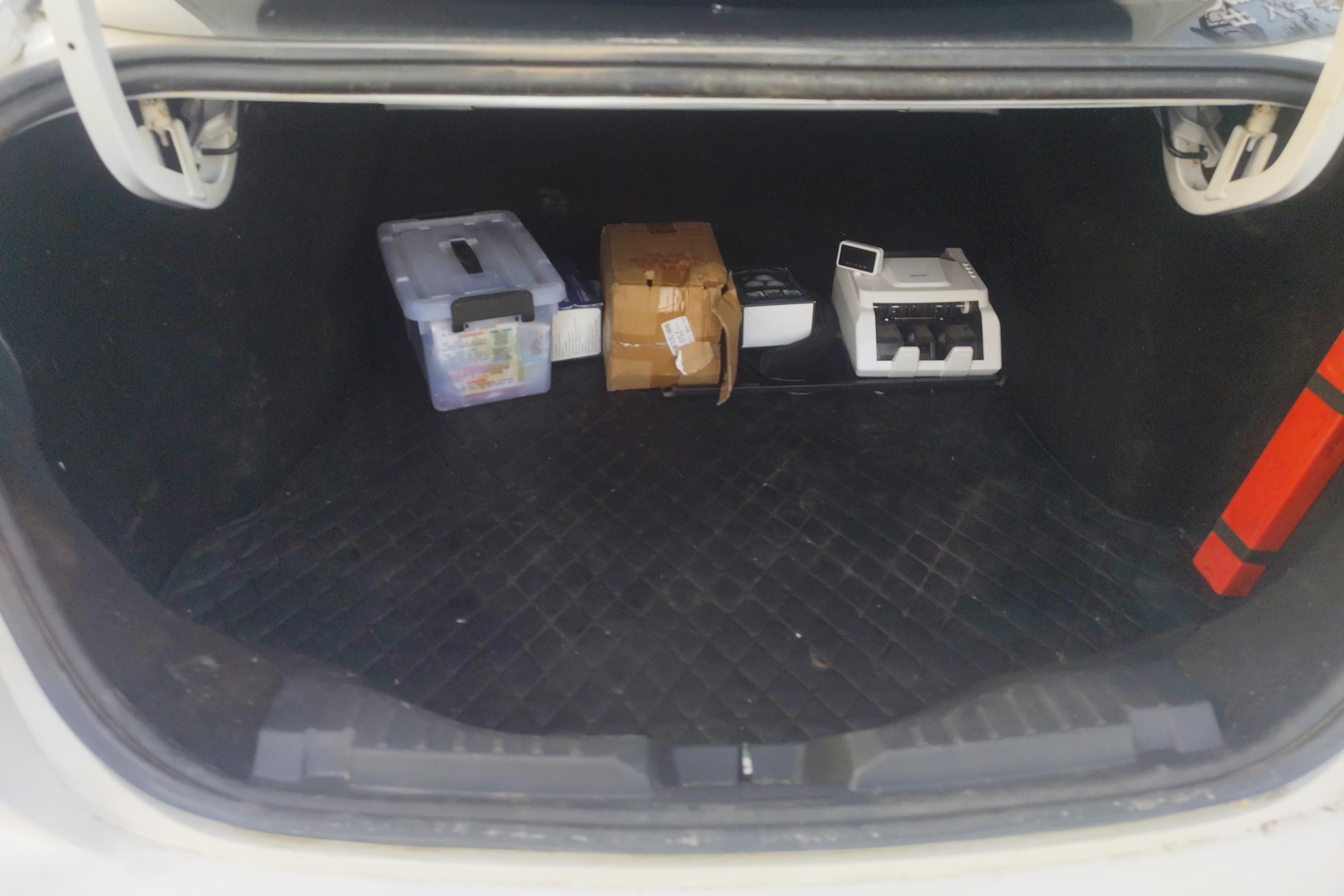 Ford Escort 2022 imagem de carro #12