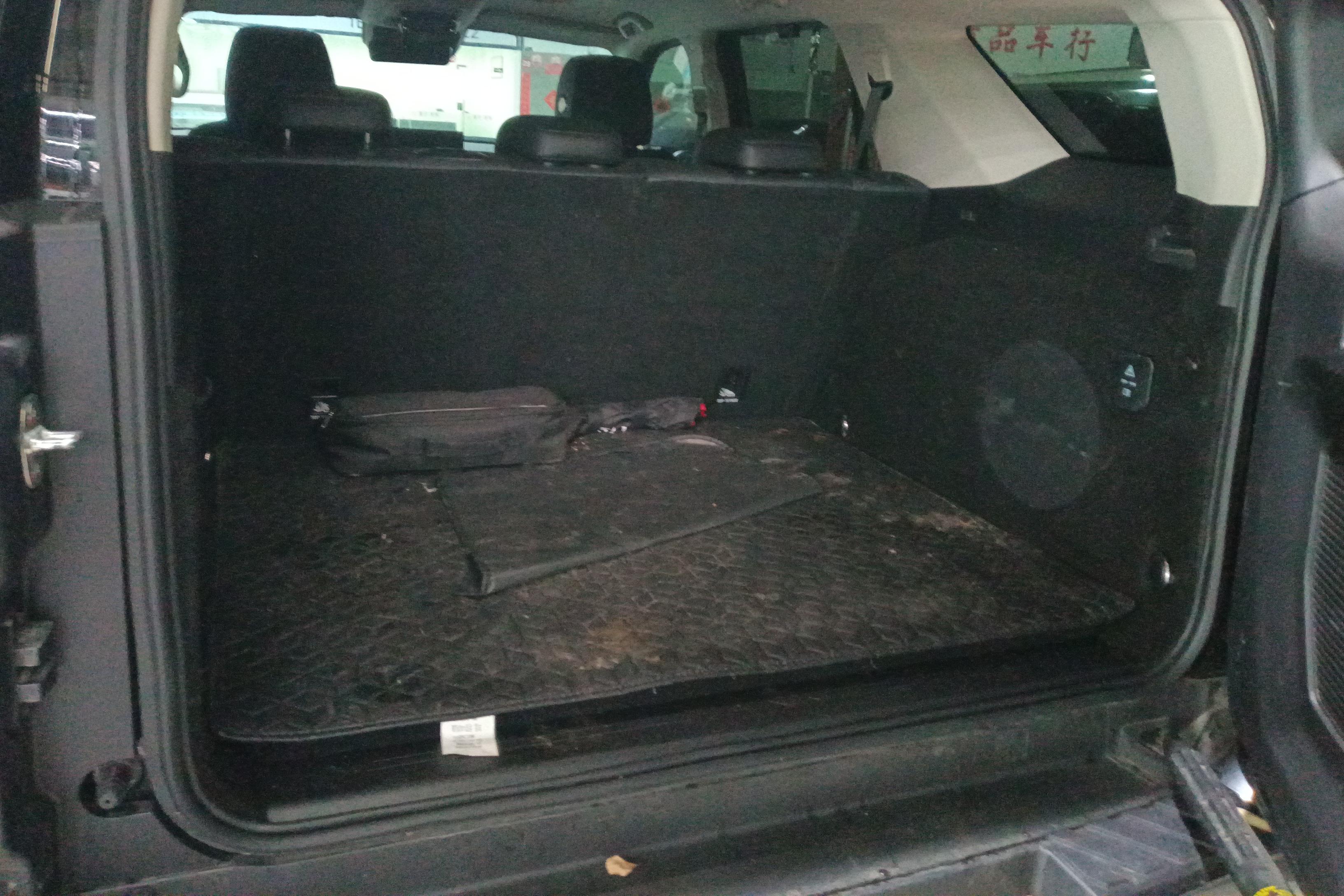 Tank 400 2024 car image #12