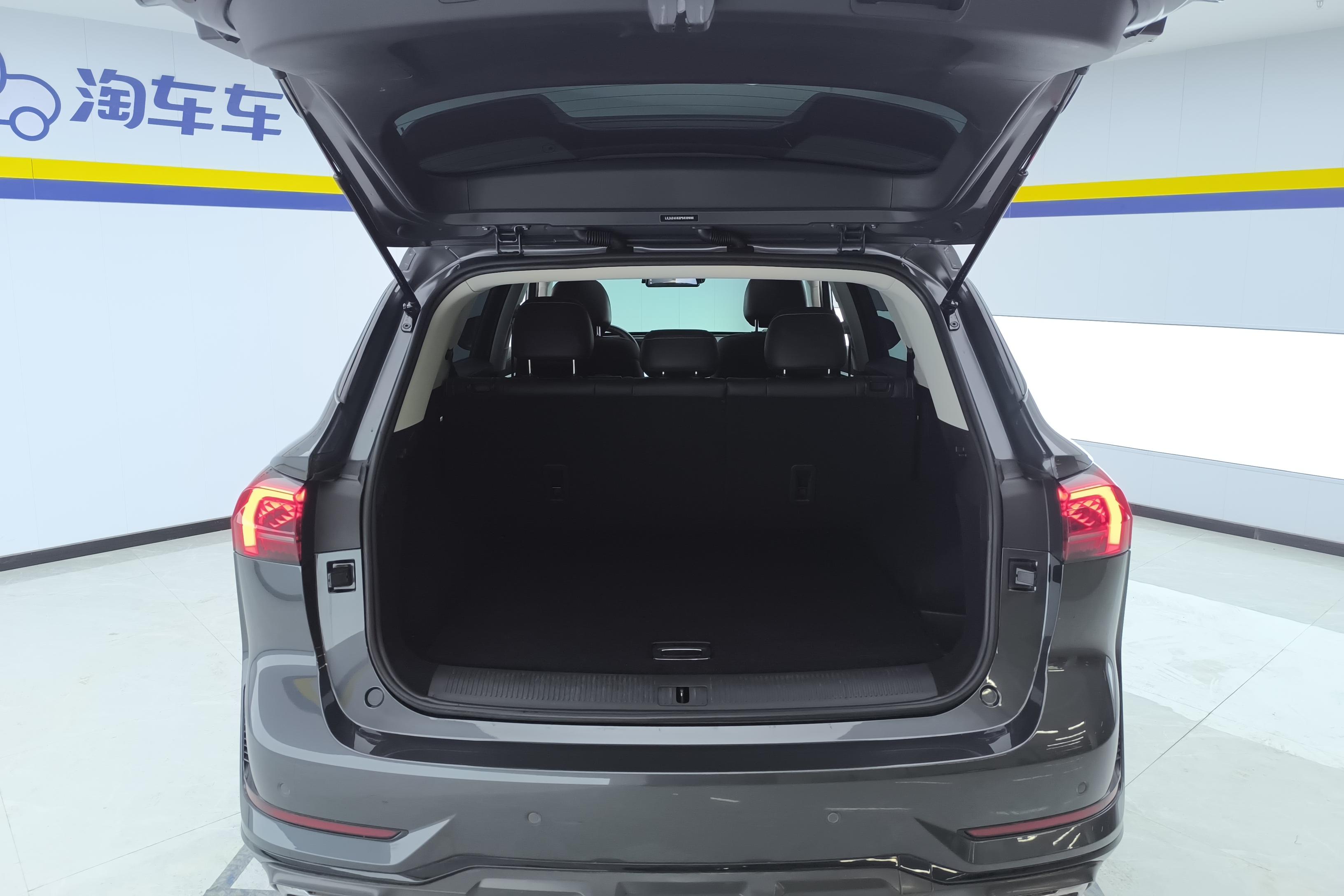 Roewe RX5 MAX 2023 изображение автомобиля #12