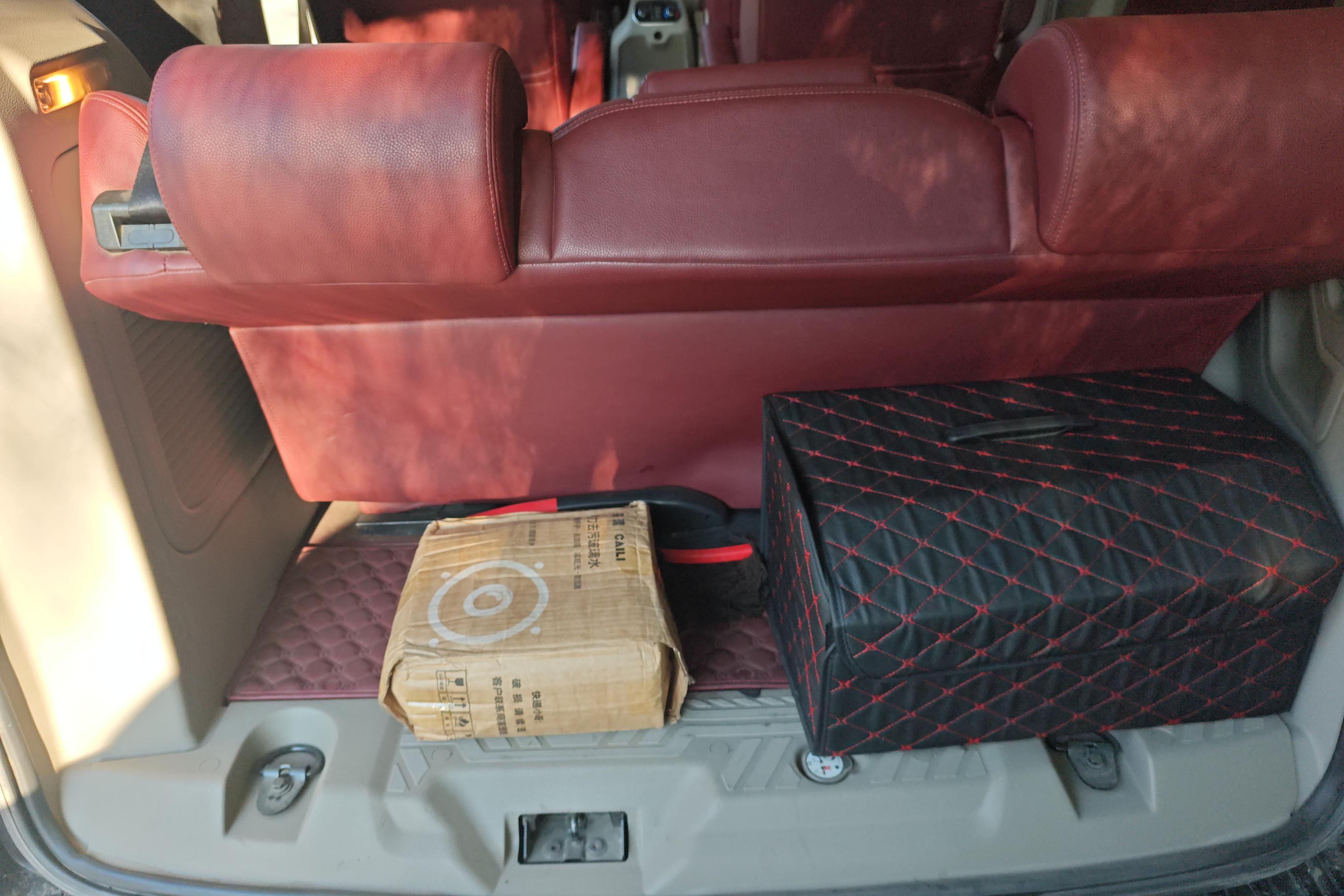 Ford Tourneo 2018 car image #12