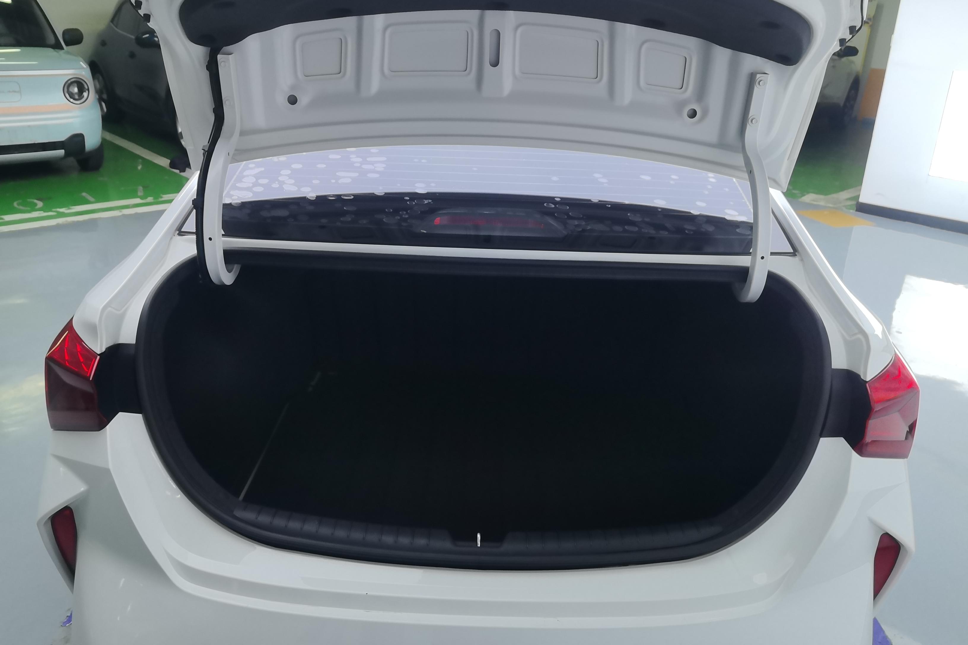 Hyundai Verna 2021 car image #12