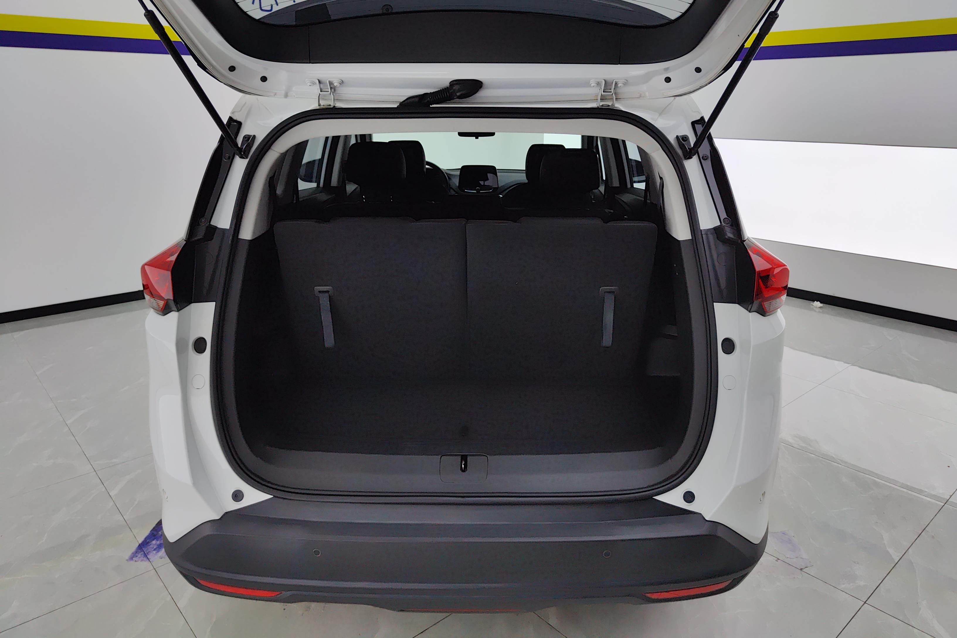 Chevrolet Orlando 2021 car image #12