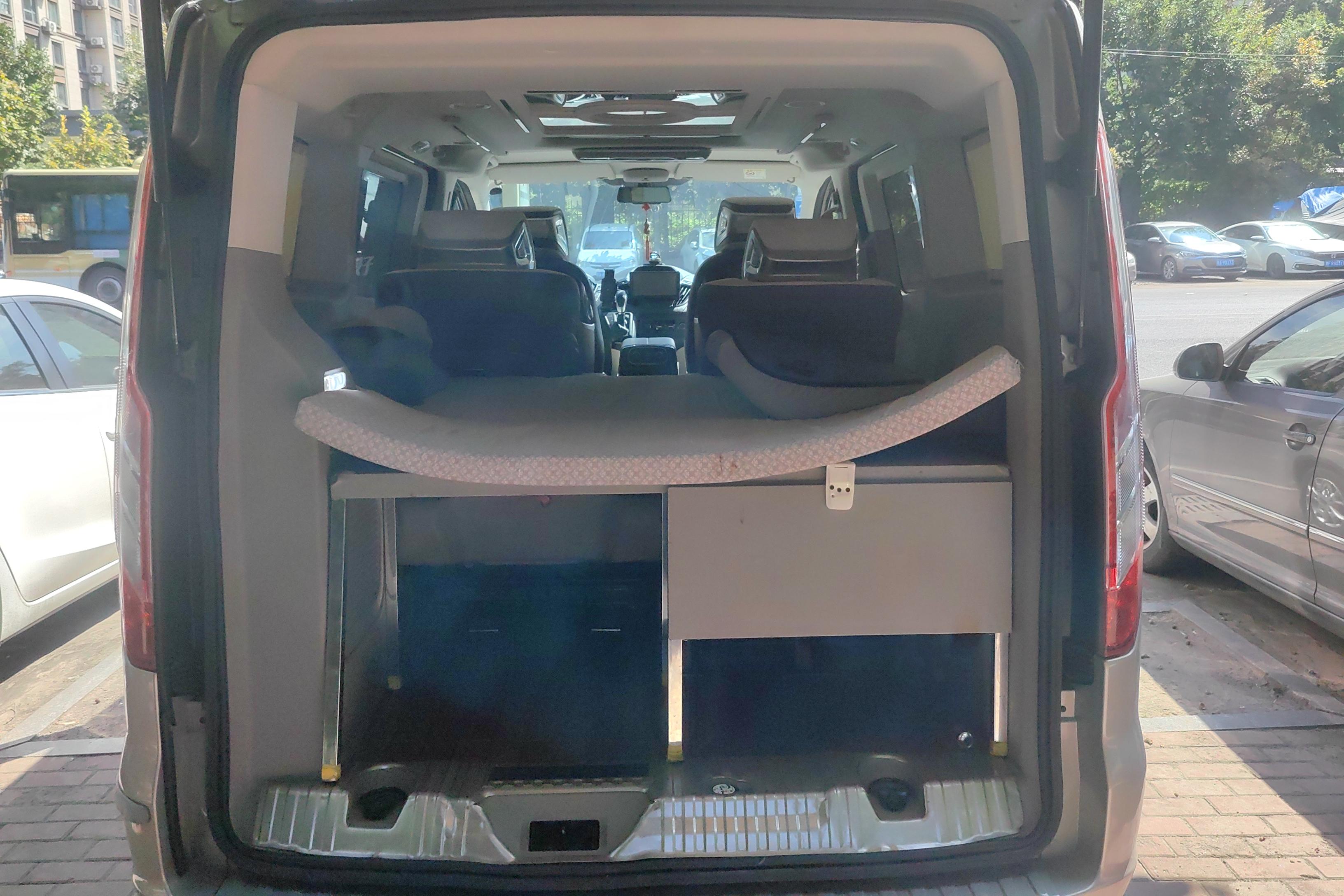 Ford Tourneo 2017 immagine di auto #12