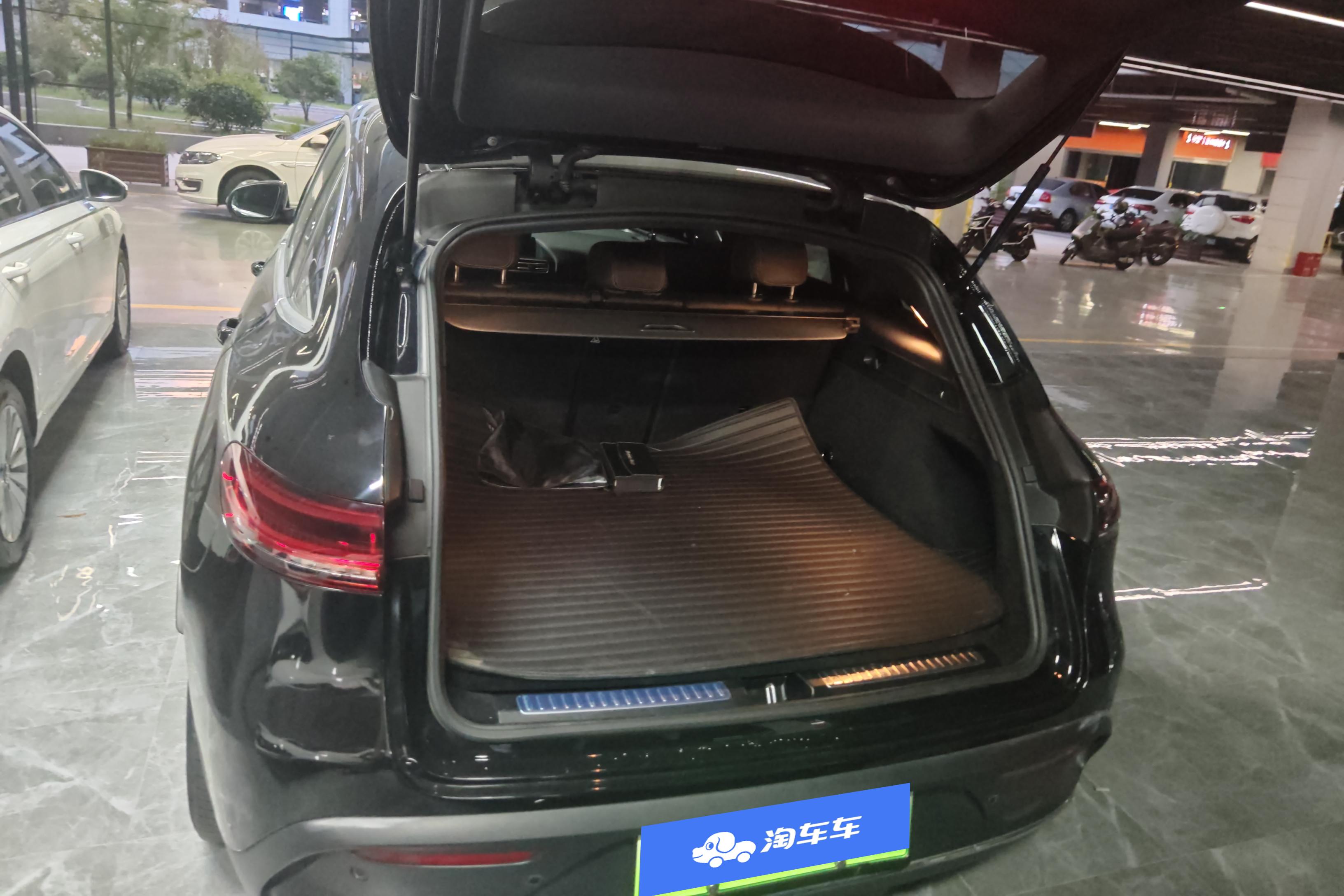 Mercedes-Benz EQC Class 2020 car image #12