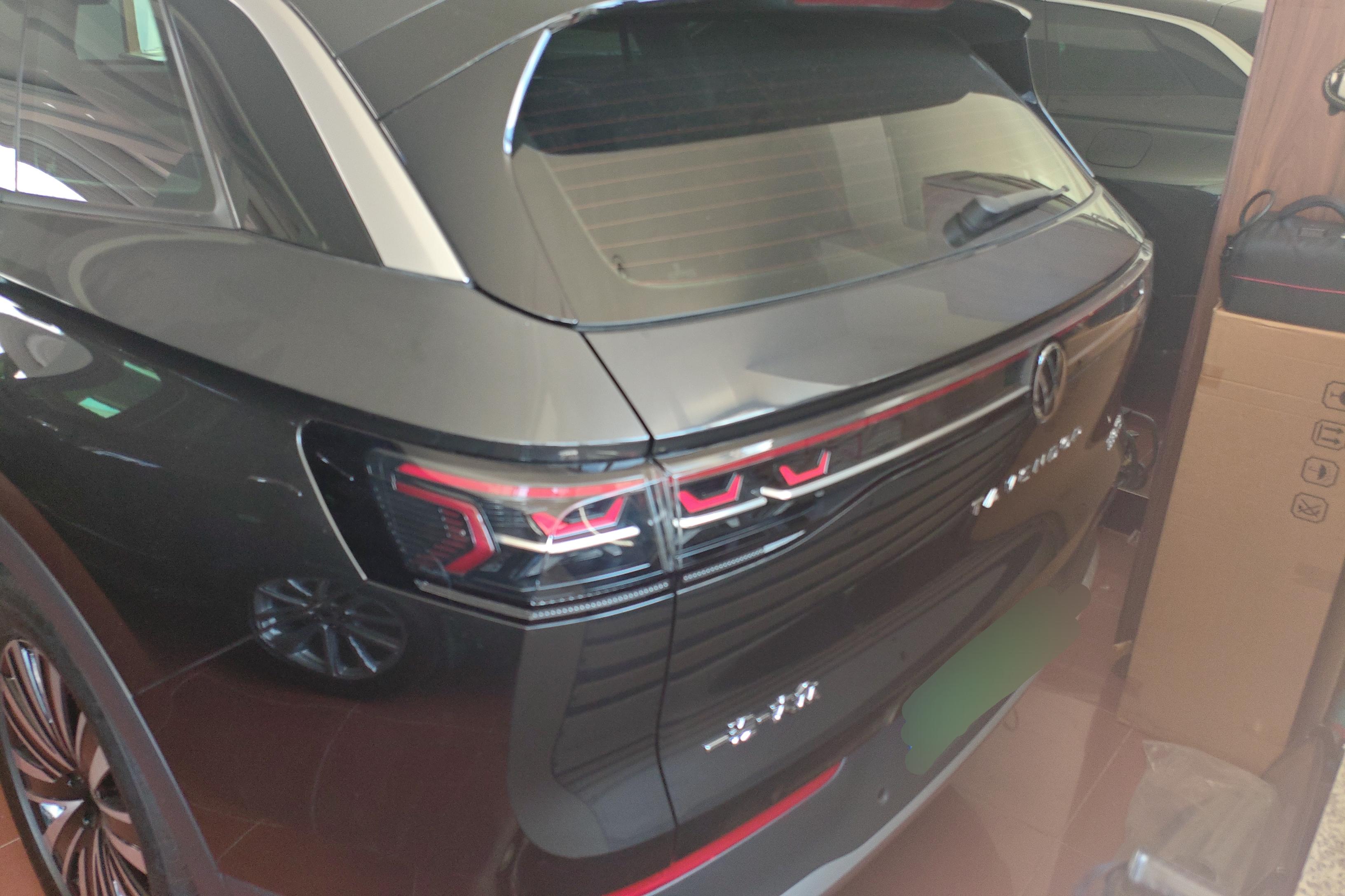 Volkswagen Tavendor 2023 car image #12