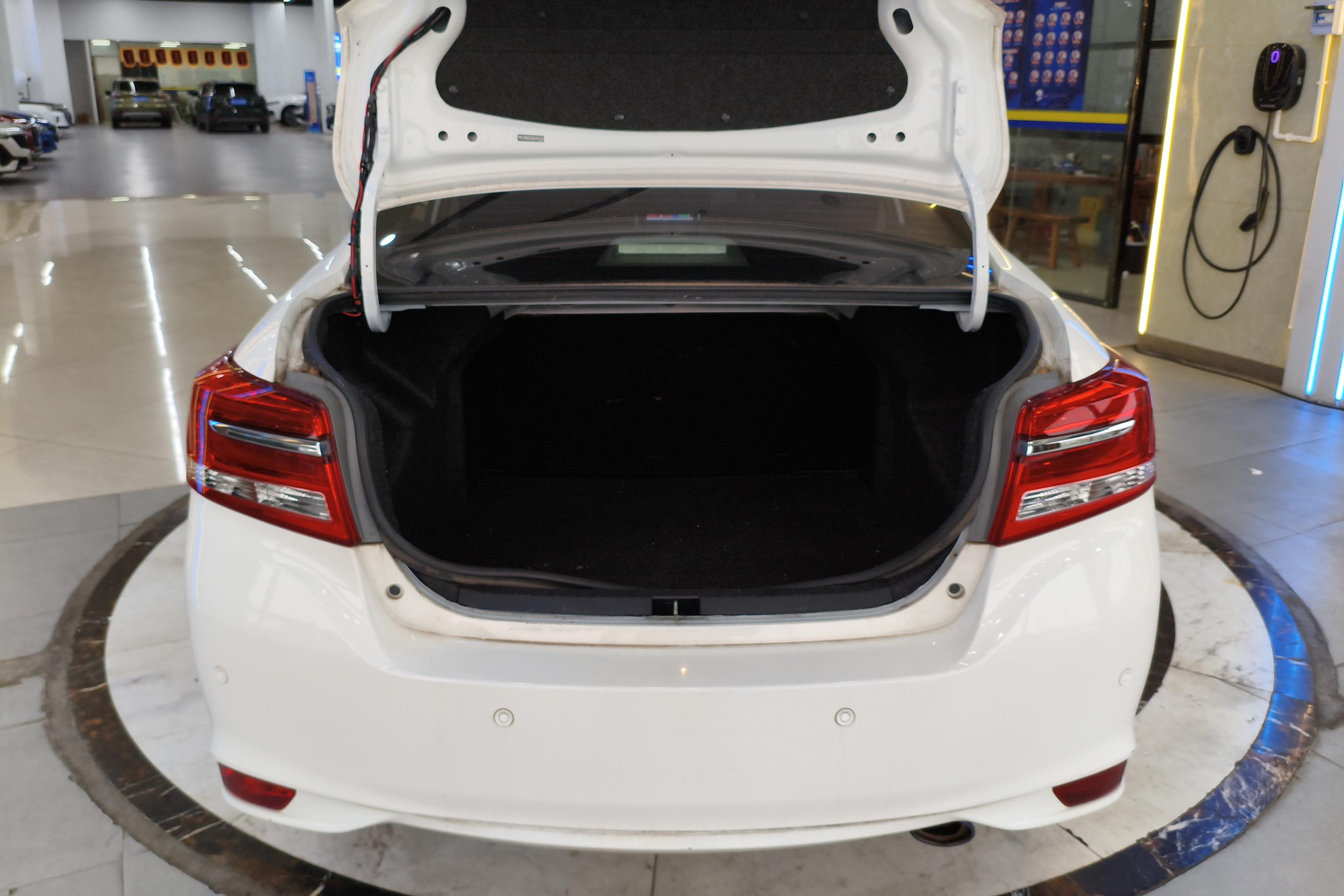 Toyota Vios 2020 immagine di auto #12