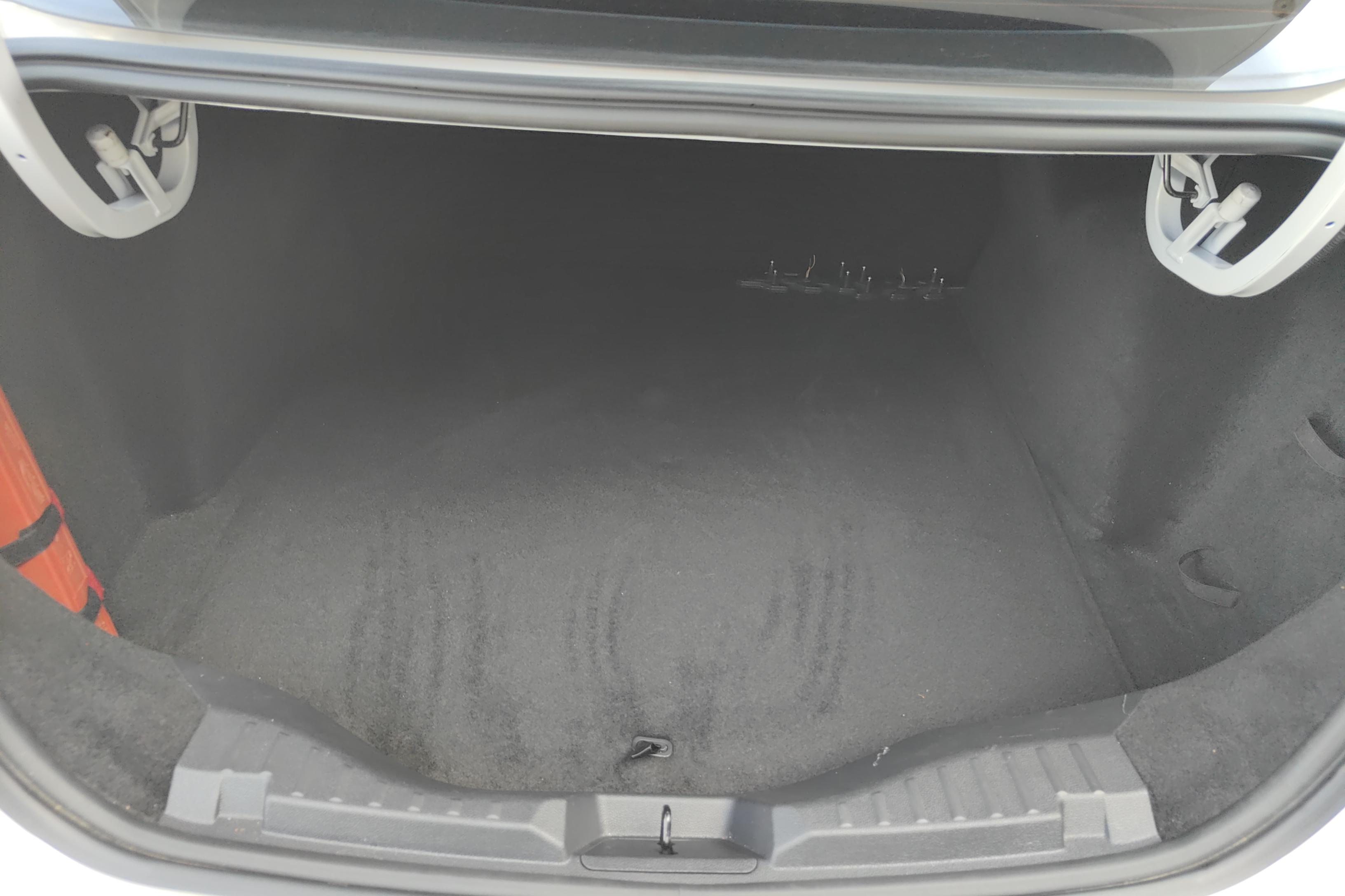 Ford Escort 2022 car image #12