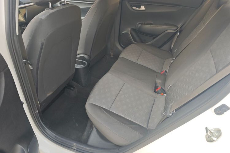 起亚 起亚K2 2017 汽车图片 #12