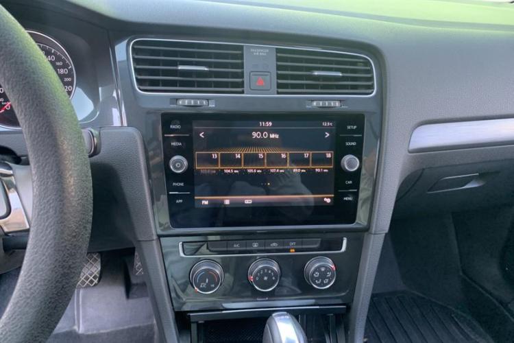 Volkswagen Golf (Imported) 2019 #12 Volkswagen Golf (Imported) 2019 imagem de carro #12