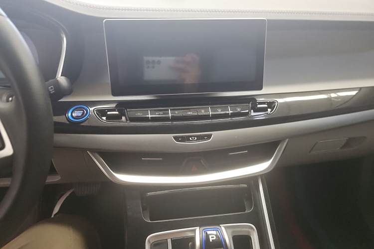 GEELY JiaJi New Energy 2021 car image #12