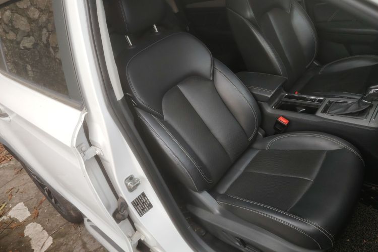 Roewe RX5 2016 изображение автомобиля #12