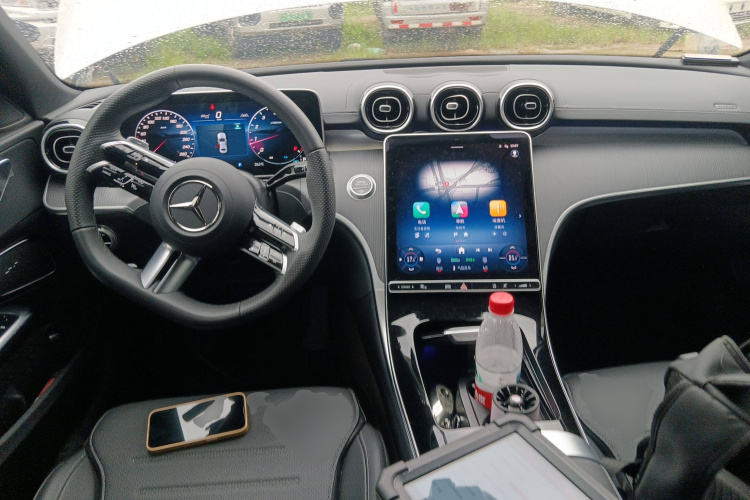 Mercedes-Benz C Class 2024 صورة سيارة #12