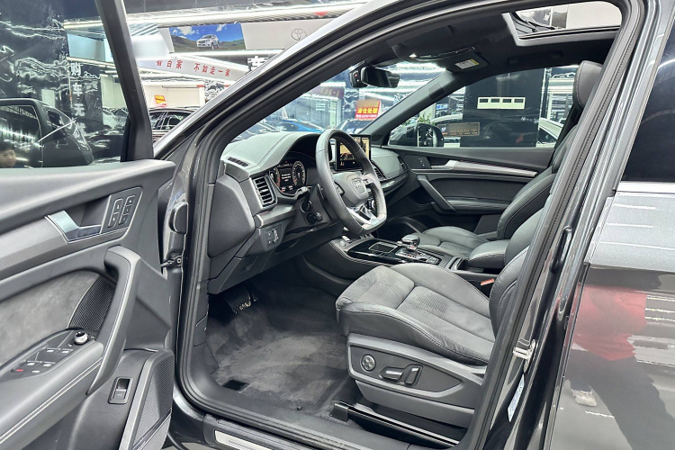 Audi Q5L Sportback 2021 #12 Audi Q5L Sportback 2021 car image #12