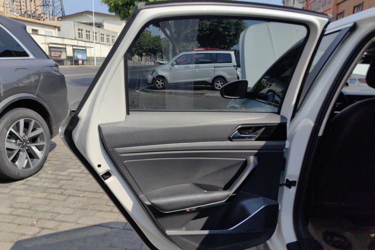 Volkswagen Lavida Pure Electric 2021 #12 Volkswagen Lavida Pure Electric 2021 car image #12