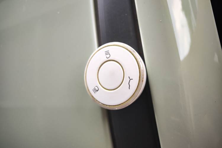 哪吒汽车 哪吒AYA 2024 汽车图片 #12