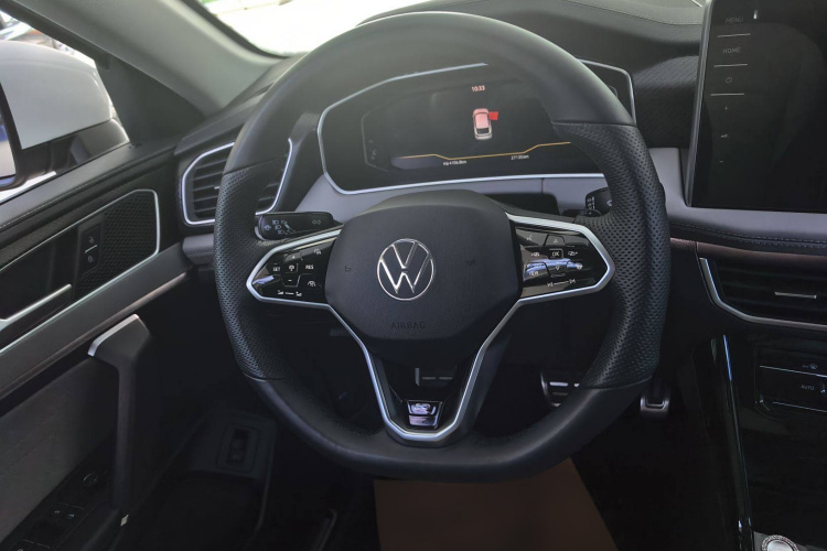 Volkswagen Tayron X 2023 car image #12