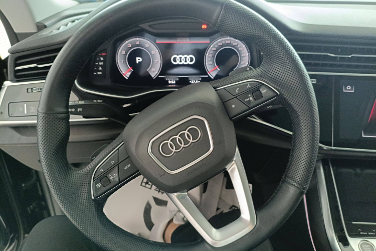 Audi Q8 2022 image de voiture #12