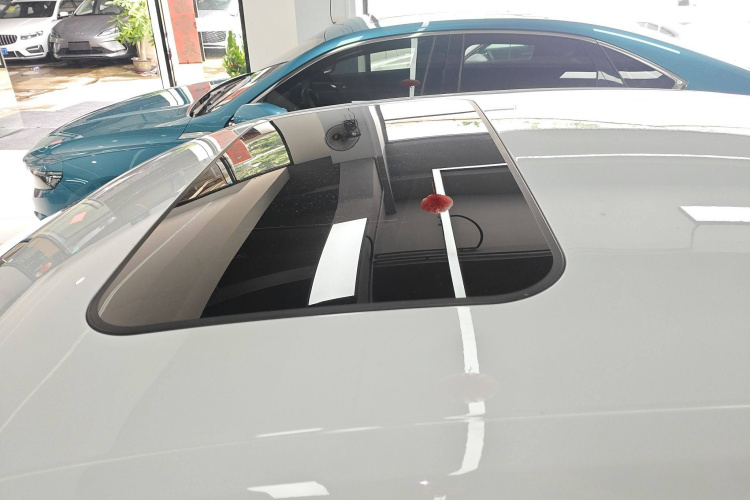 Volkswagen Sagitar 2019 immagine di auto #12